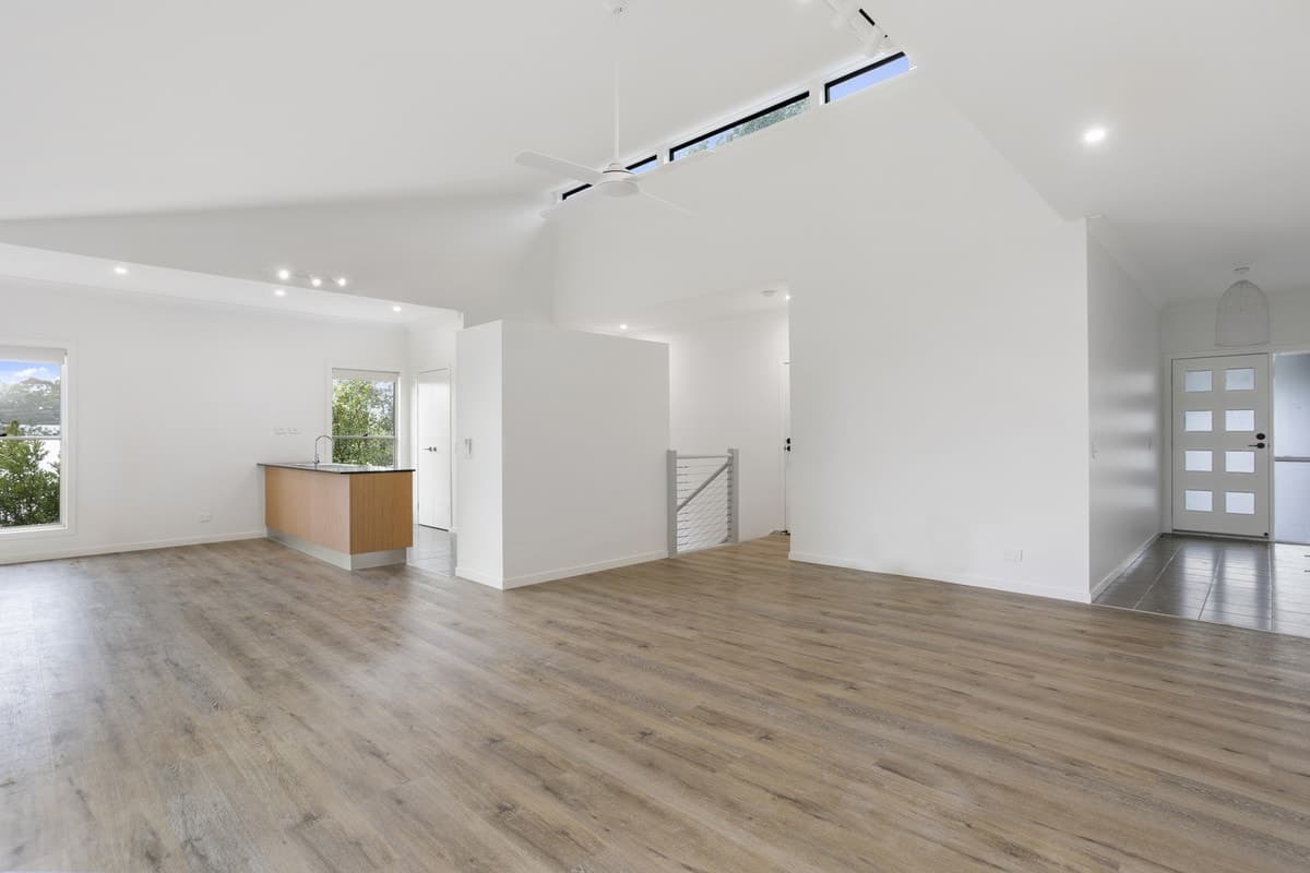 2/4 Fleay Court, Burleigh Heads, Burleigh Heads - Thumbnail 3