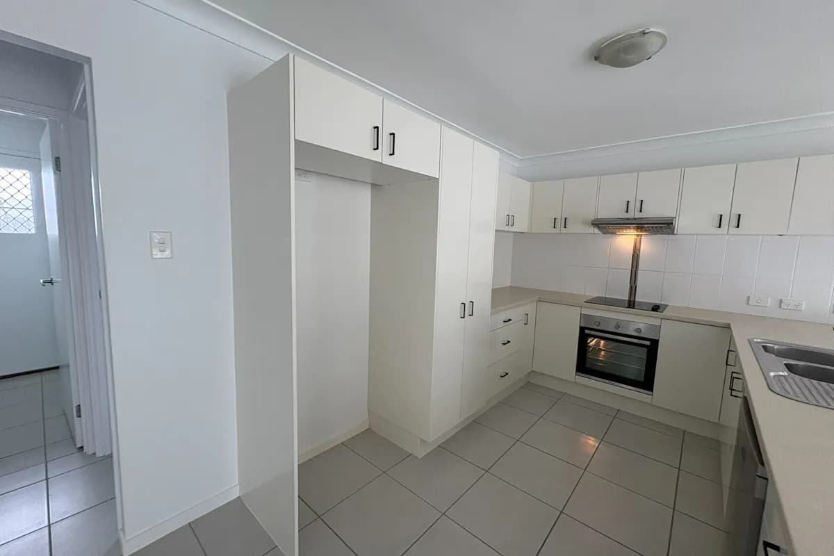 30 Tarrawonga Drive, Calliope, QLD, 4680, Calliope - Thumbnail 2