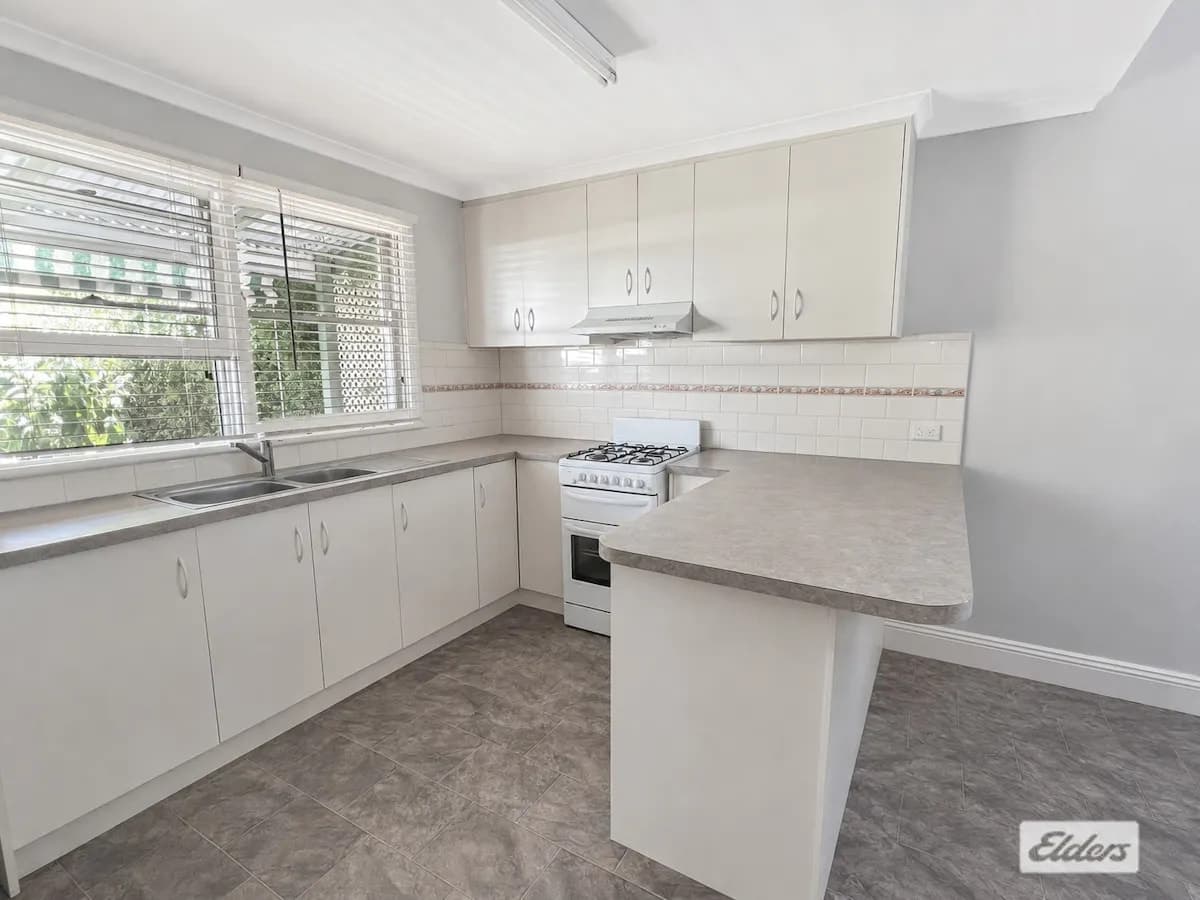 2A Colquhoun Street, Stawell, VIC, 3380, Stawell - Thumbnail 2
