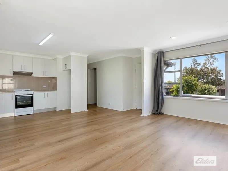 95 Hume Boulevard, Killarney Vale, NSW, 2261, Killarney Vale - Thumbnail 2