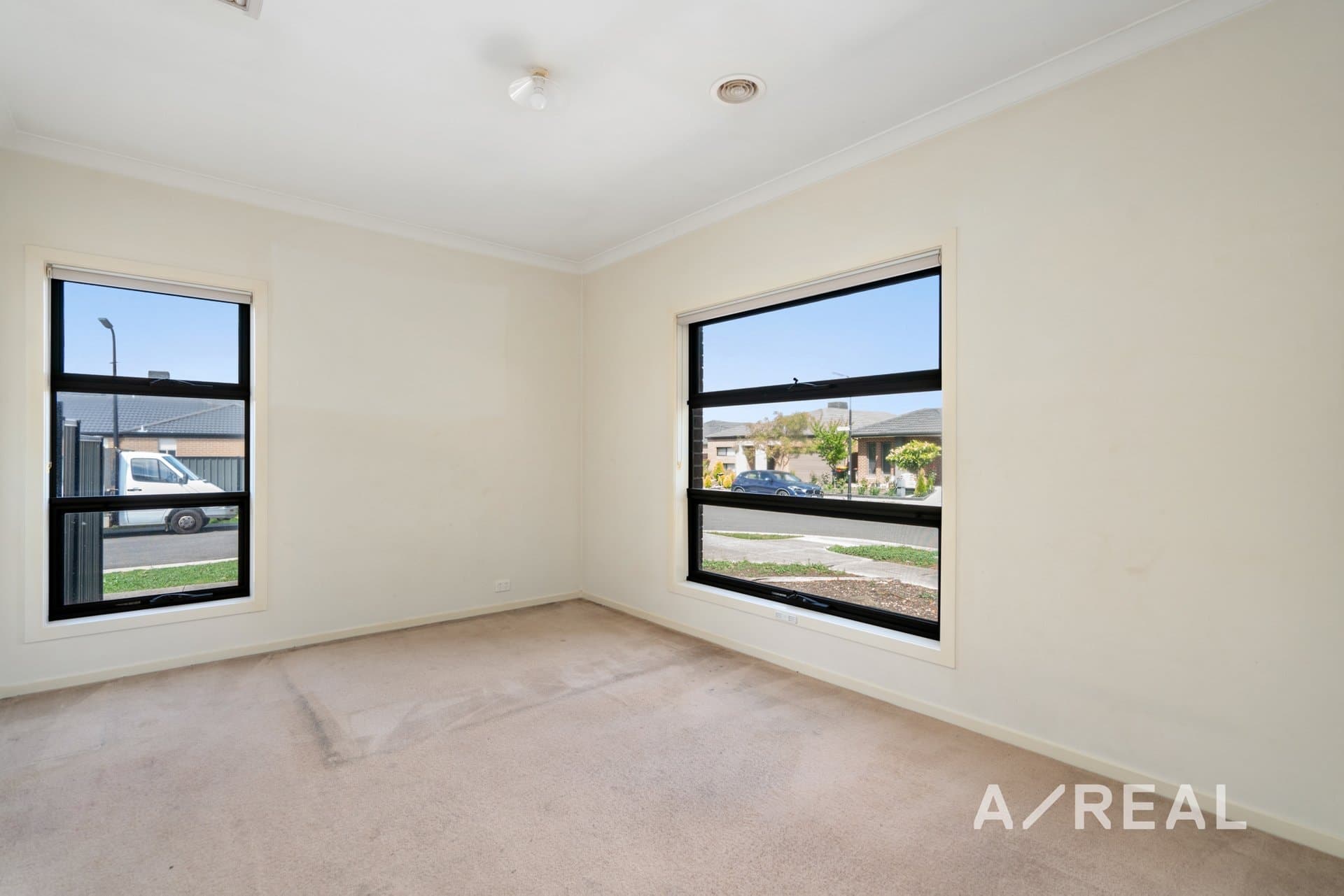 72 Wattletree Street, Craigieburn VIC 3064, Craigieburn - Thumbnail 6