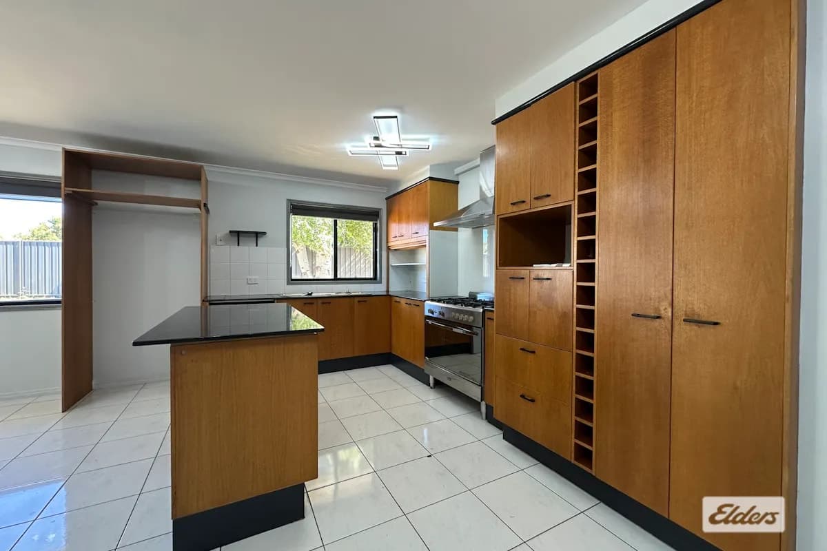 8 Mount Macarthur Boulevard, Capella, QLD, 4723, Capella - Thumbnail 2