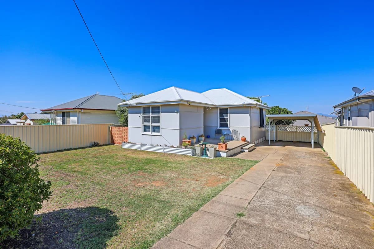 17 Peel Street, Tamworth, NSW, 2340, Tamworth - Image 1