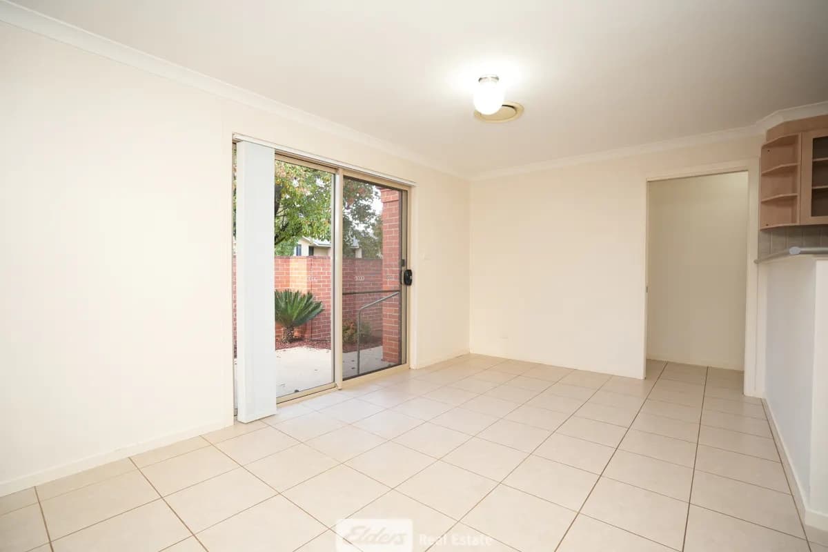 8A Salvanza Crescent, Griffith, NSW, 2680, Griffith - Thumbnail 5