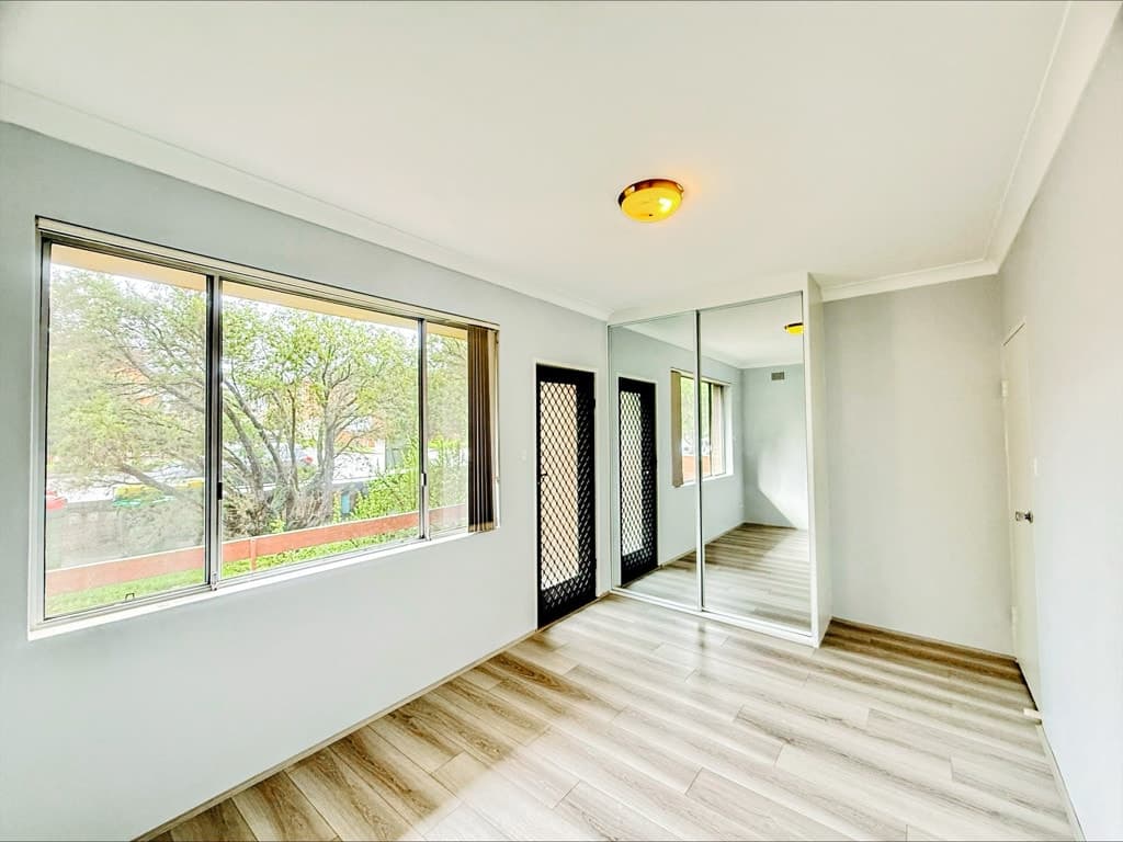1/72 Phillip Street, Roselands - Thumbnail 4