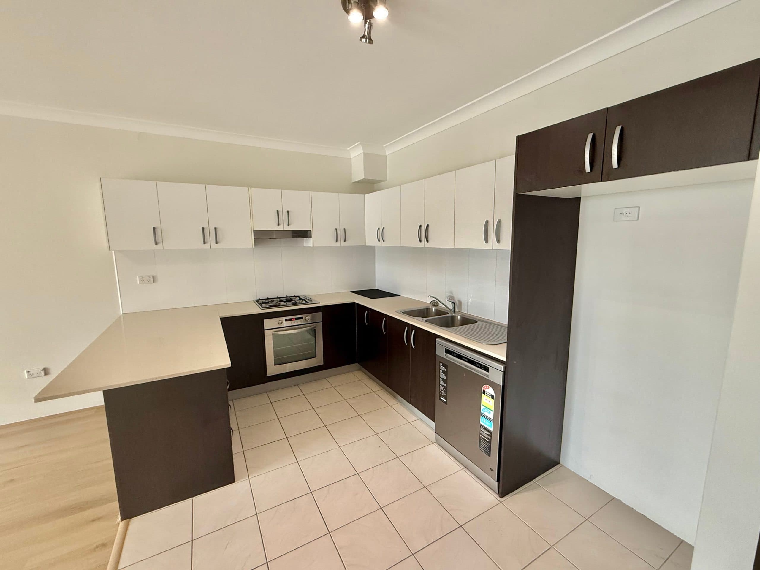 12/24-30 Gladstone Street, Kogarah - Thumbnail 2