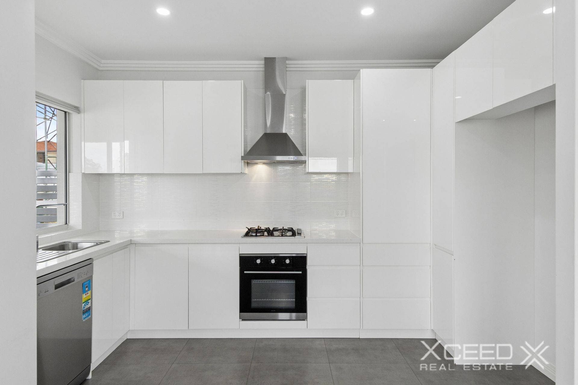 8C Hewton Street, Morley - Image 1