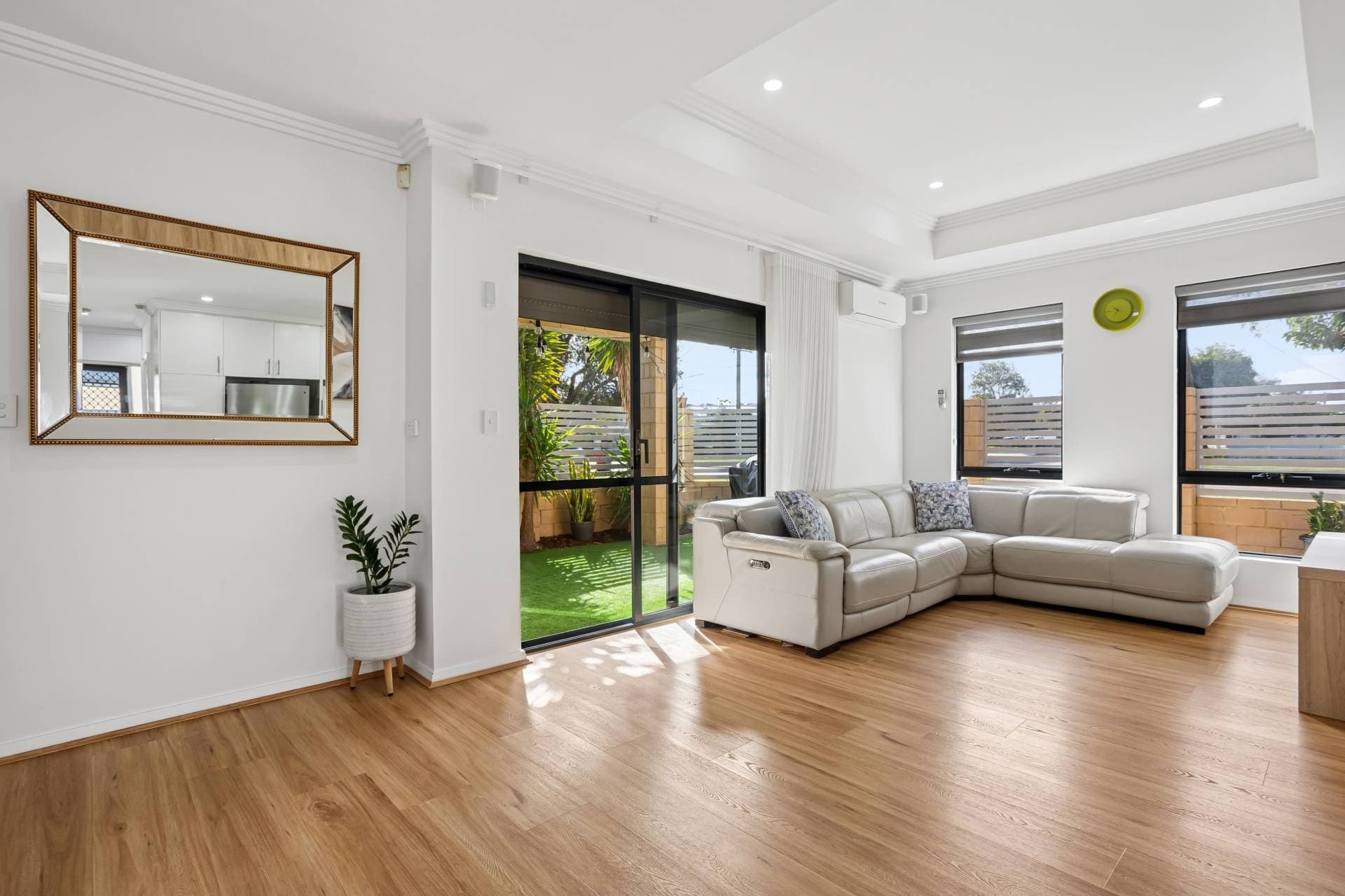 9A Princess Road, Westminster - Thumbnail 2