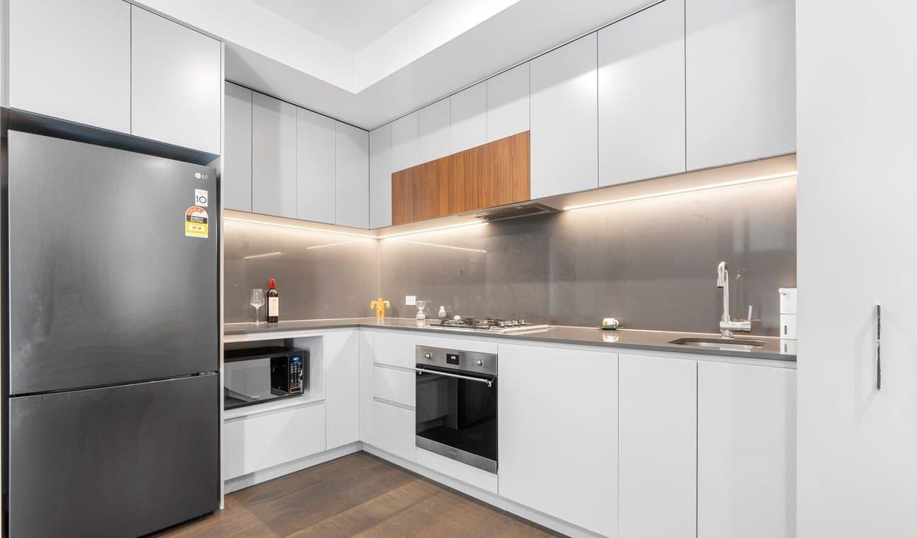 508/51 Thistlethwaite Street, South Melbourne - Thumbnail 4