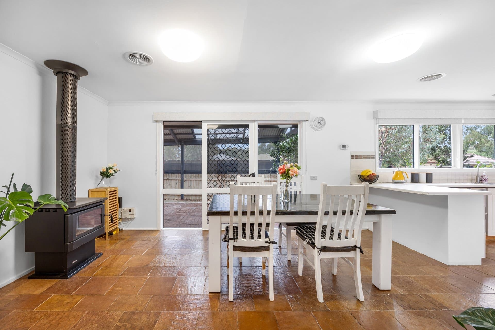 12 Bungarra Ct, Kurunjang, Kurunjang - Thumbnail 2