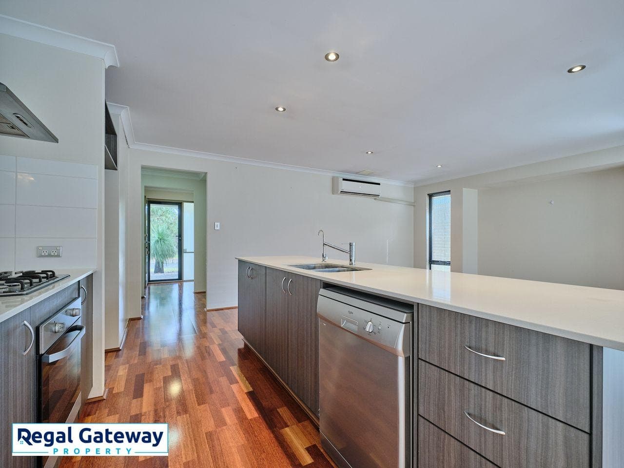 3 Barfield Road, Hammond Park - Thumbnail 7