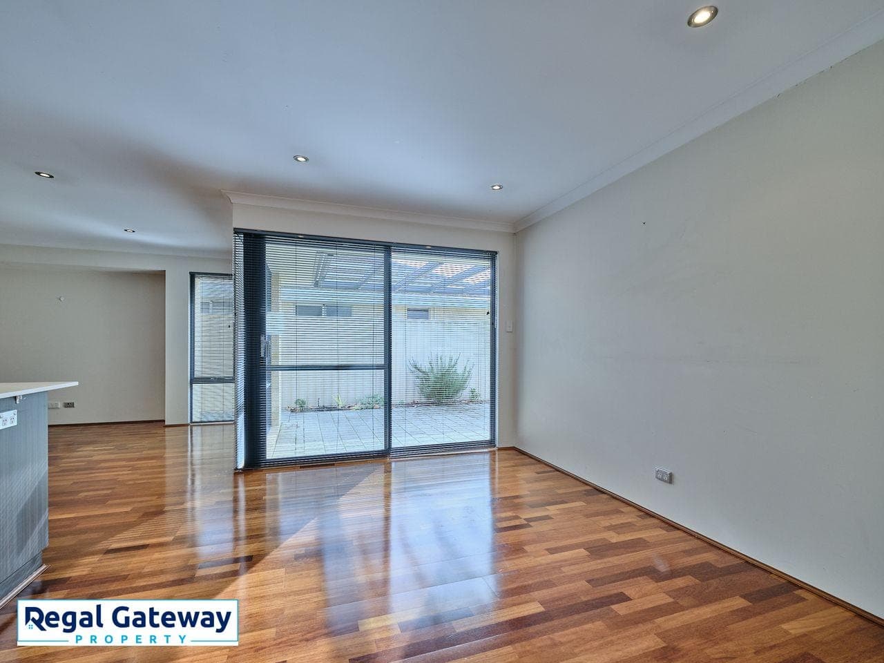 3 Barfield Road, Hammond Park - Thumbnail 8