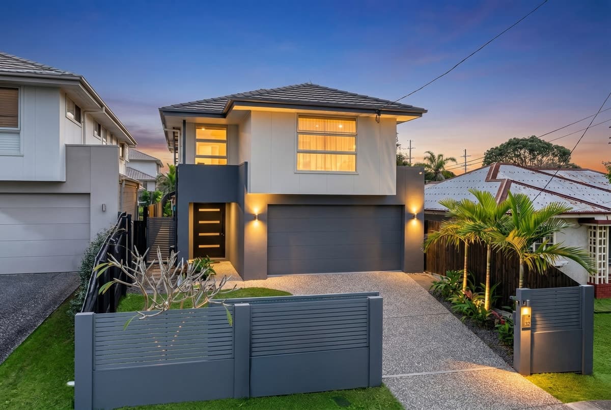 32 Kitchener Street, Wynnum - Image 1