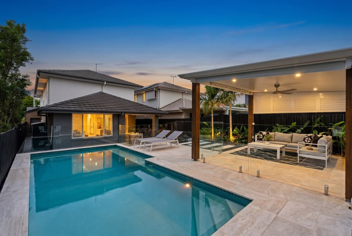 32 Kitchener Street, Wynnum - Thumbnail 2
