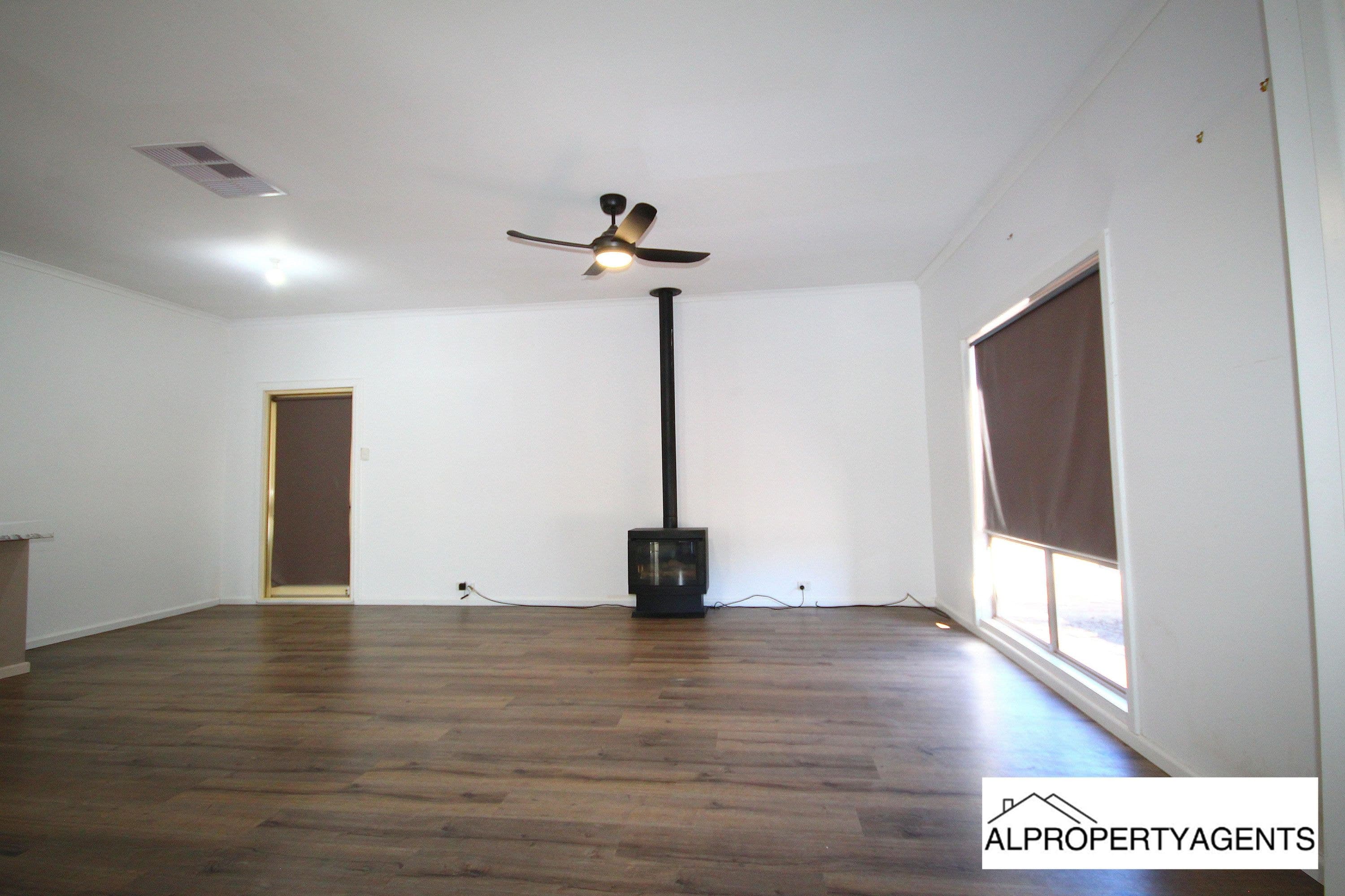 16 Stewart Street, Horsham VIC 3400, Horsham - Thumbnail 3