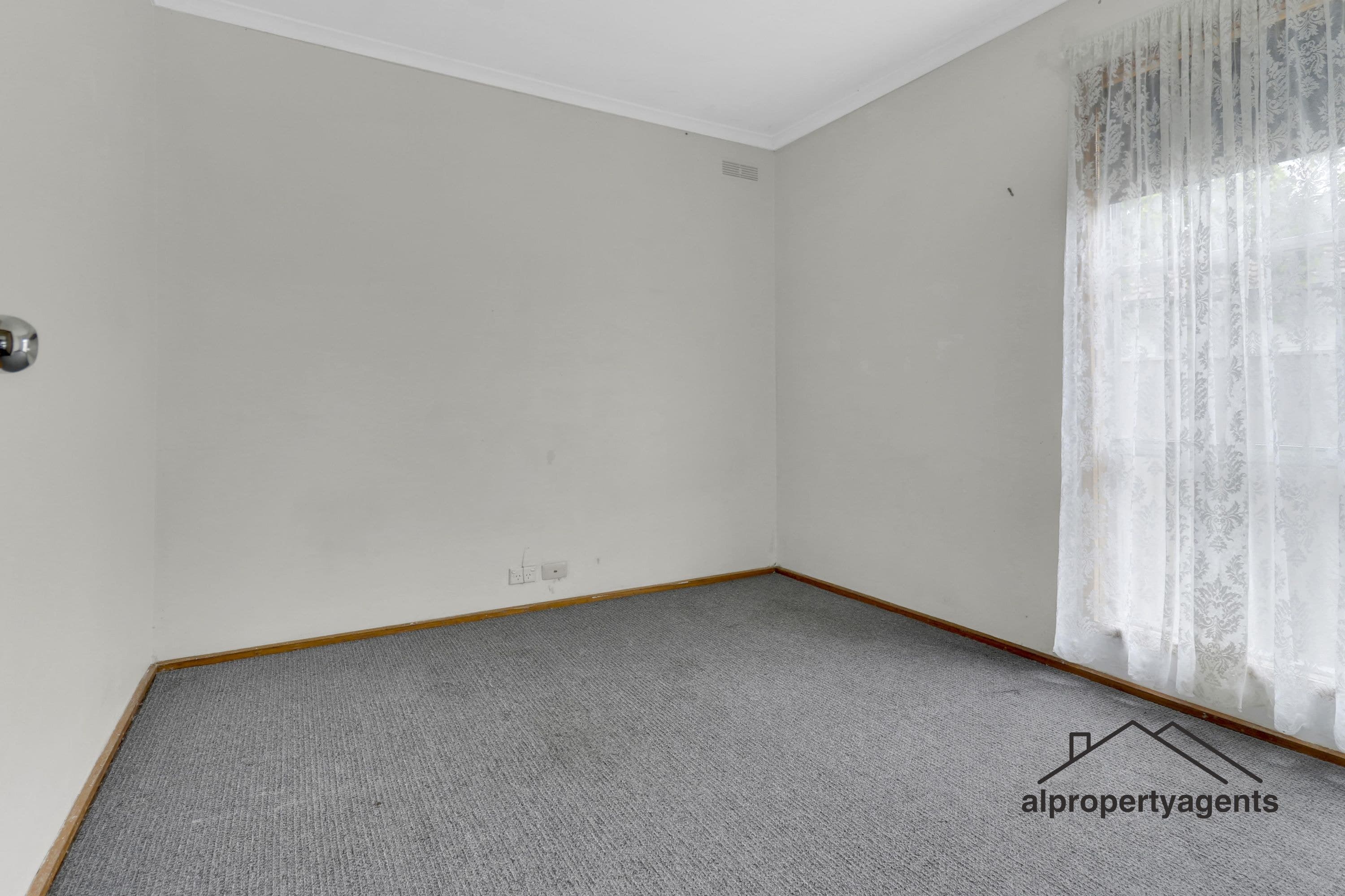 12 Shirley Street, Horsham VIC 3400, Horsham - Thumbnail 4