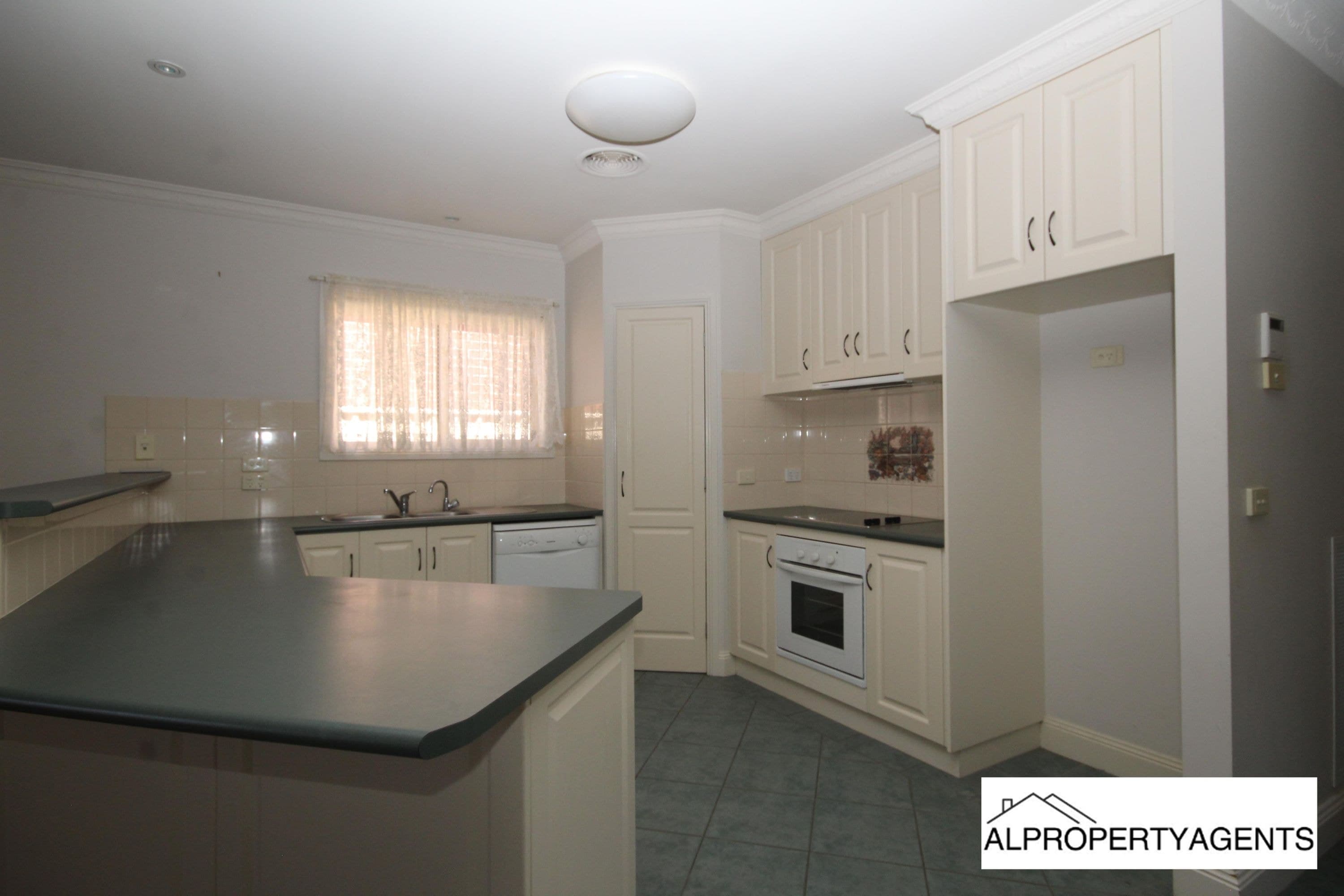 15 Bodey Court, Horsham VIC 3400, Horsham - Thumbnail 4