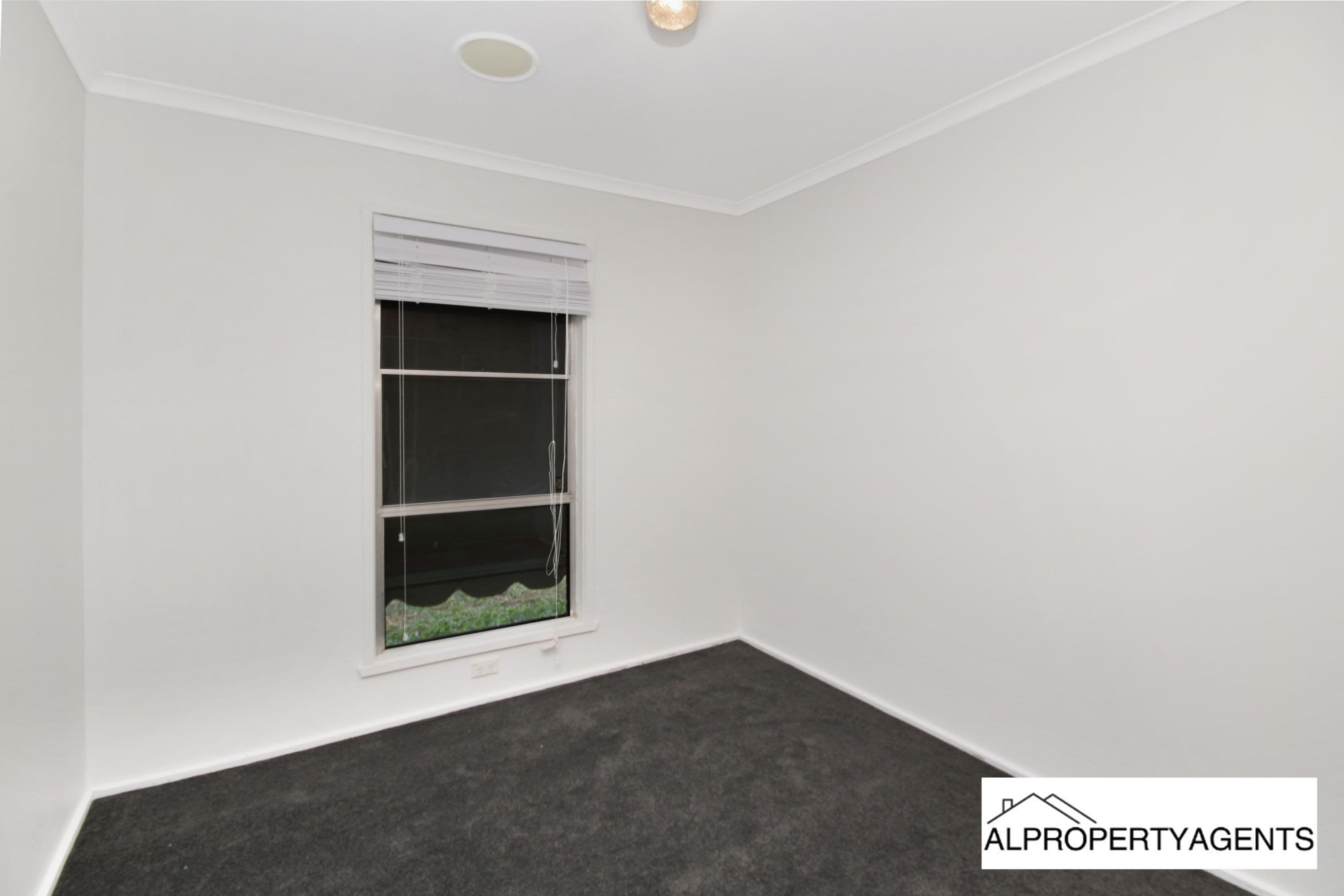 9 Forsyth Avenue, Horsham VIC 3400, Horsham - Thumbnail 4