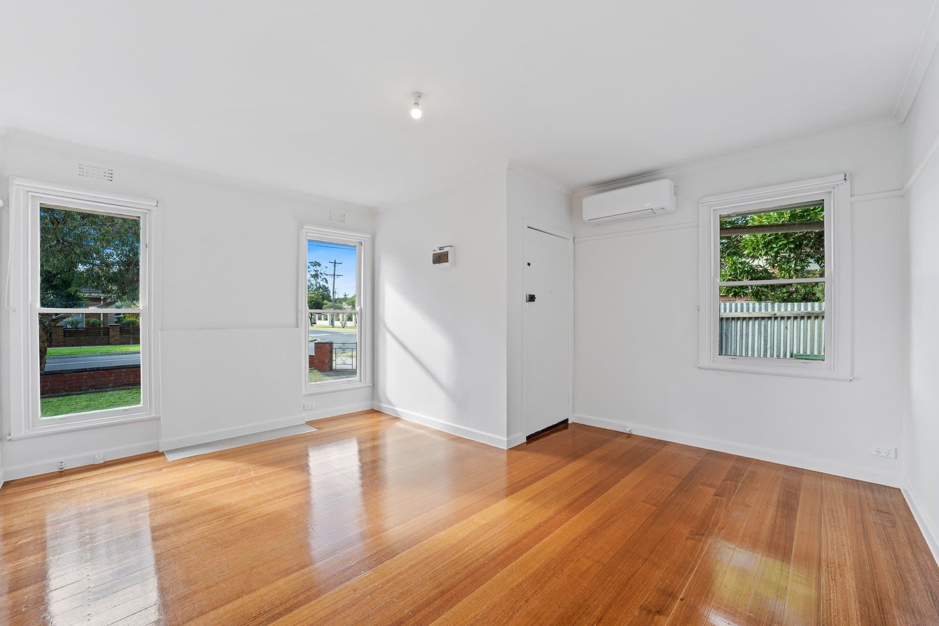 276 Rossmoyne Street, Thornbury VIC 3071, Thornbury - Thumbnail 2