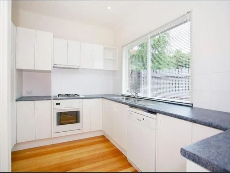 1/8 Merton Street, Ivanhoe VIC 3079, Ivanhoe - Thumbnail 2