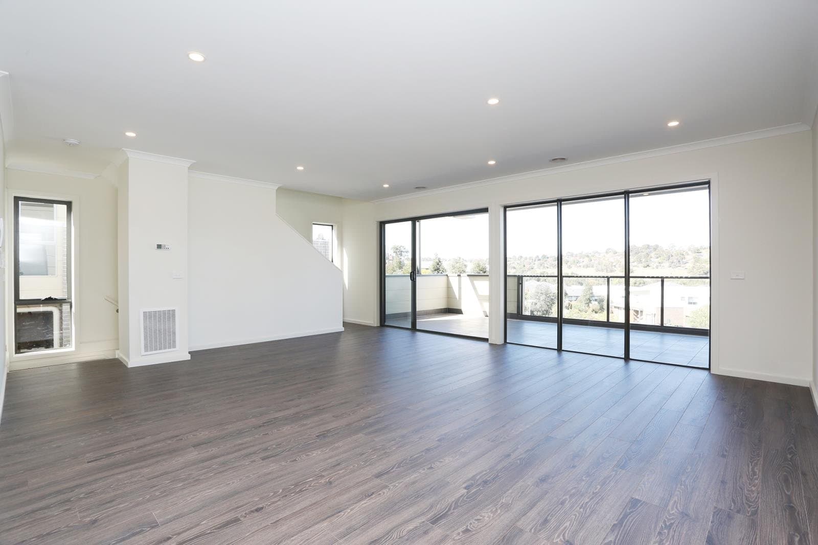 45 Vista Circuit, Westmeadows VIC 3049, Westmeadows - Thumbnail 2
