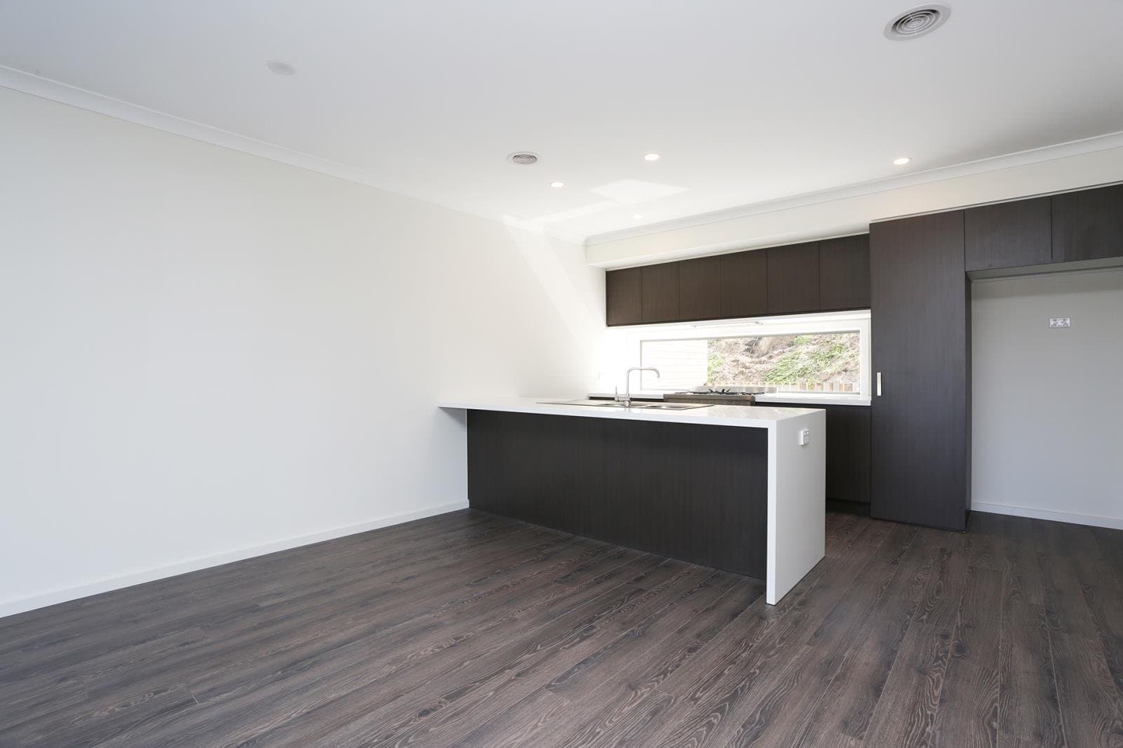 45 Vista Circuit, Westmeadows VIC 3049, Westmeadows - Thumbnail 4
