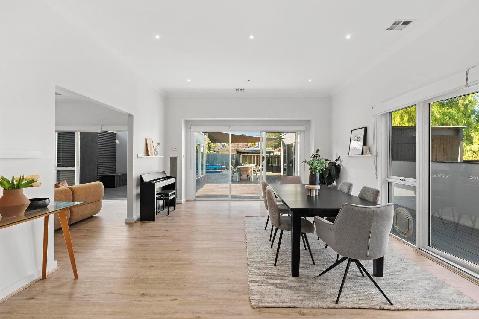 12 Duffy Street, Maribyrnong VIC 3032, Maribyrnong - Thumbnail 2
