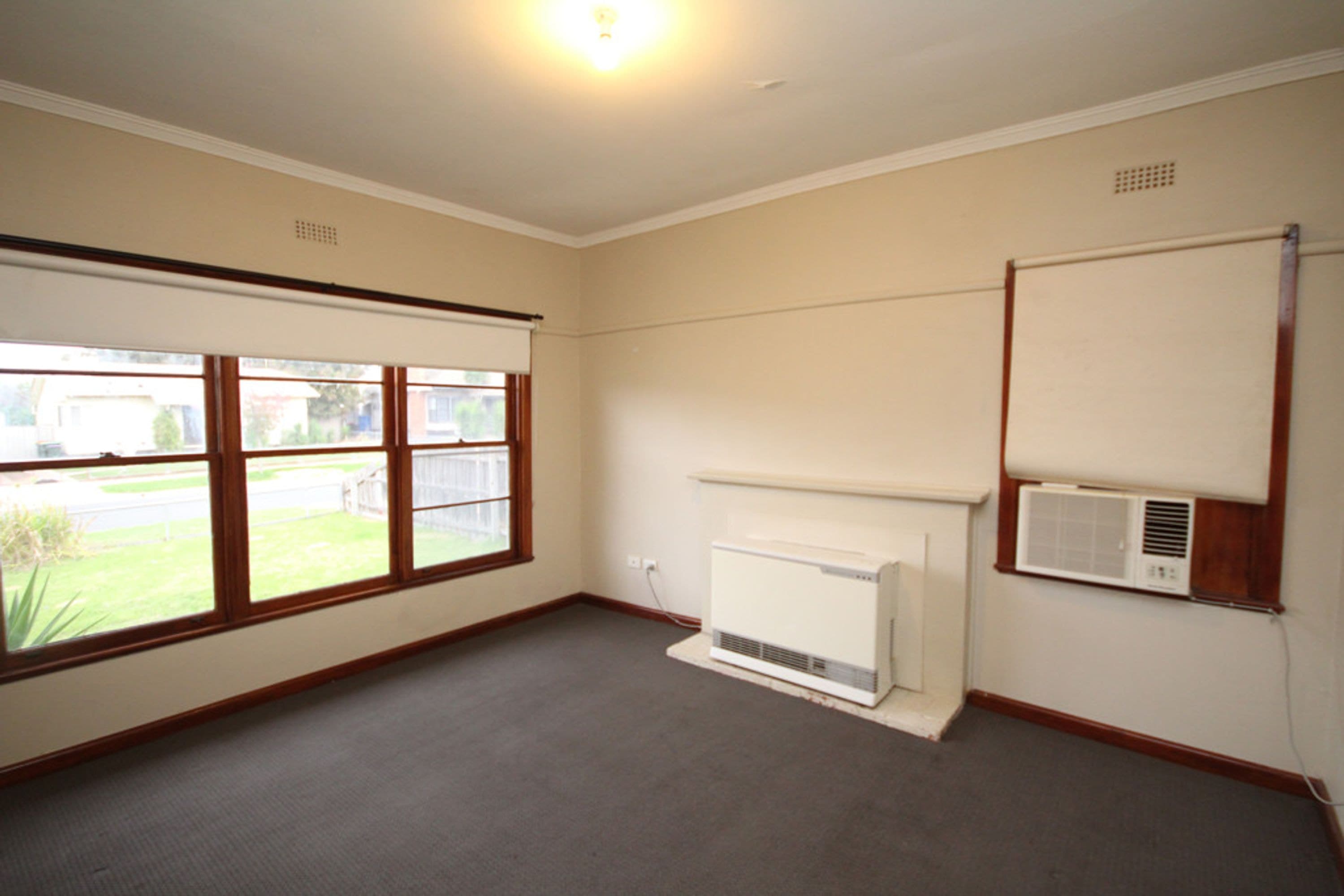 6 Philip Street, Horsham, VIC 3400, Horsham - Thumbnail 2