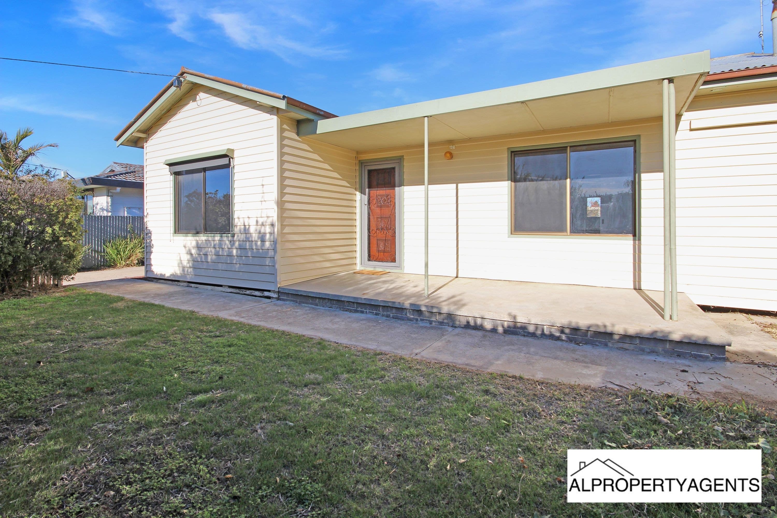 27 Mathoura Street, Horsham VIC 3400, Horsham - Image 1