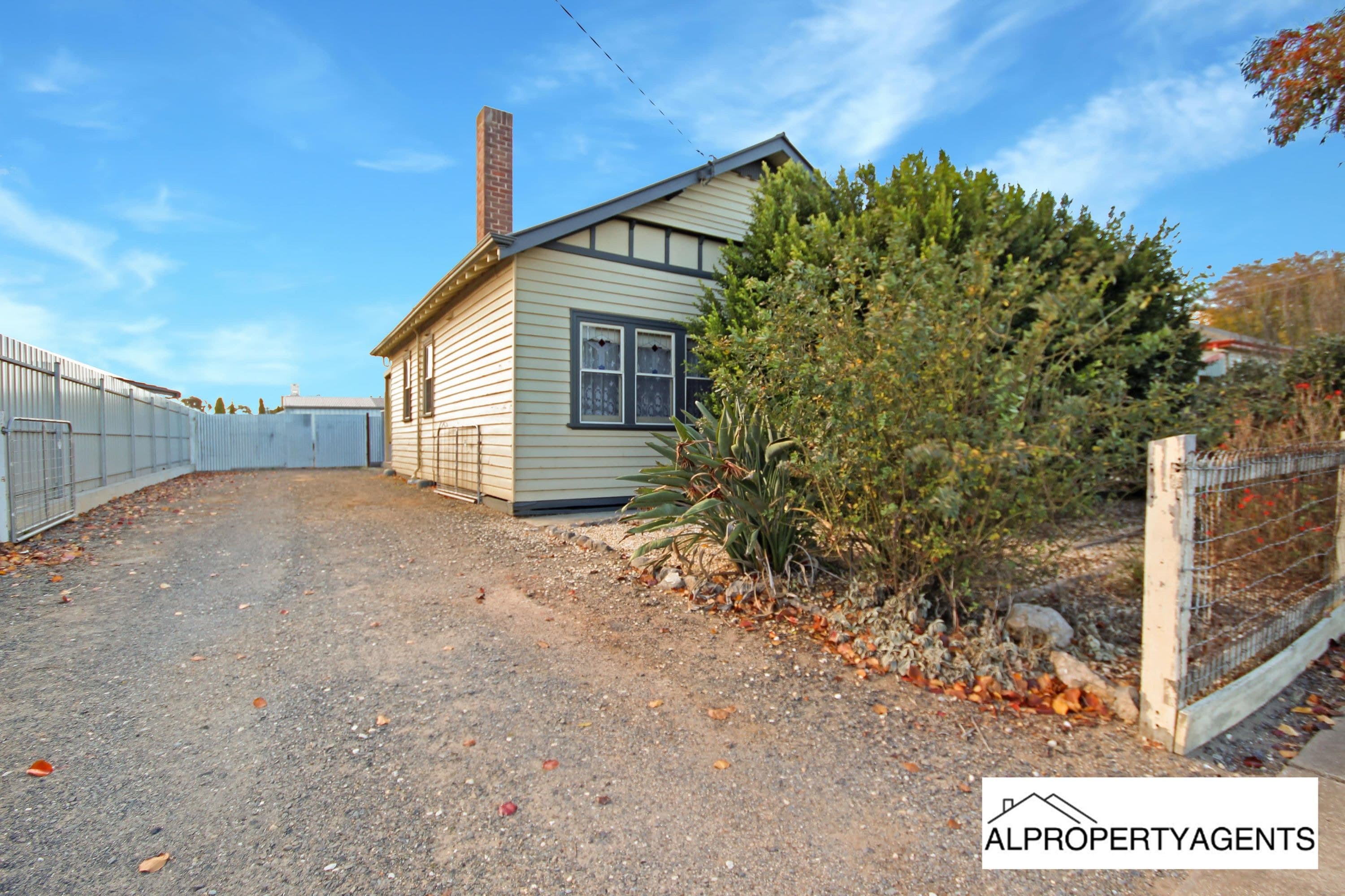 196 Baillie Street, Horsham VIC 3400, Horsham - Image 1