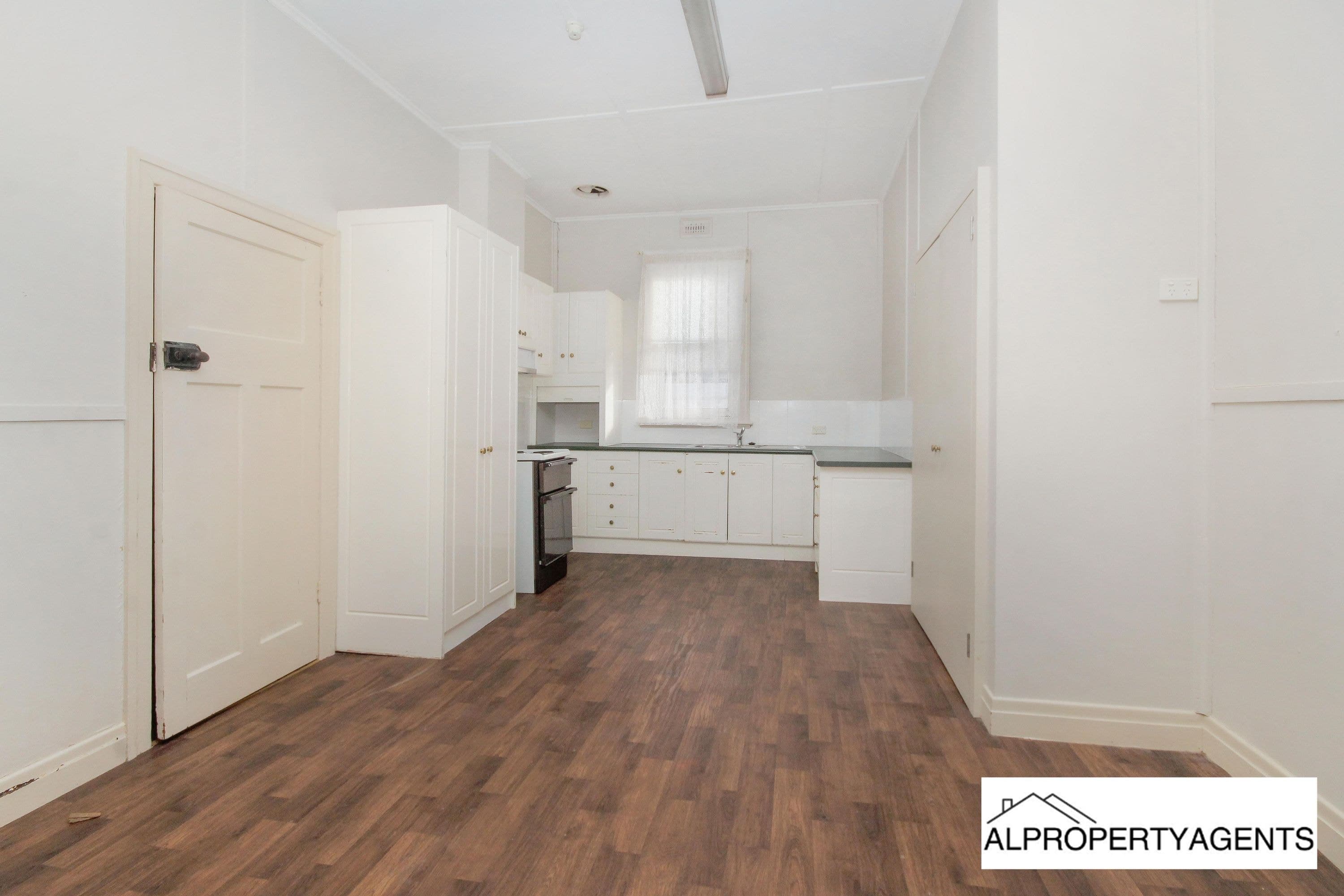196 Baillie Street, Horsham VIC 3400, Horsham - Thumbnail 5