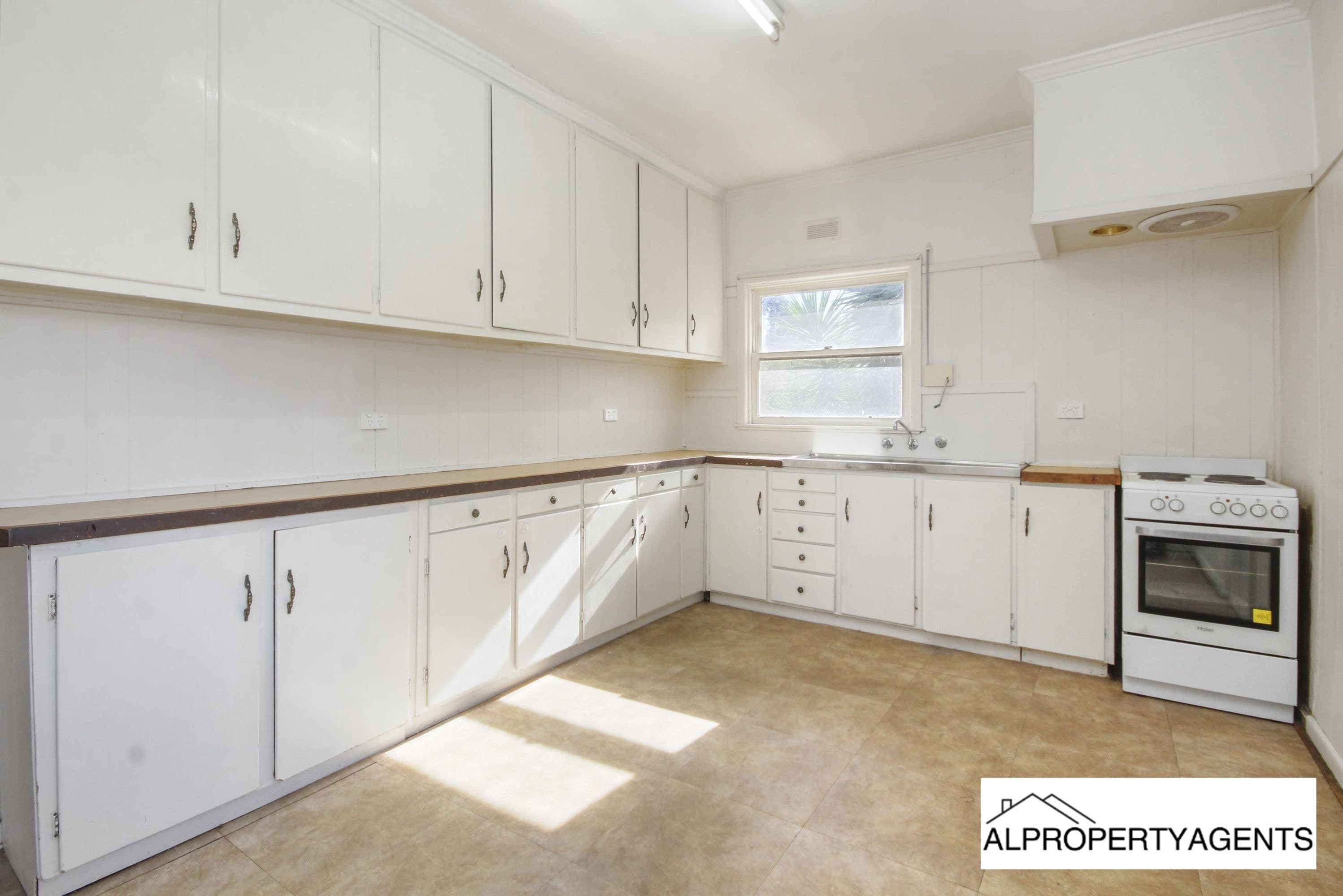 16 Philip Street, Horsham VIC 3400, Horsham - Thumbnail 3