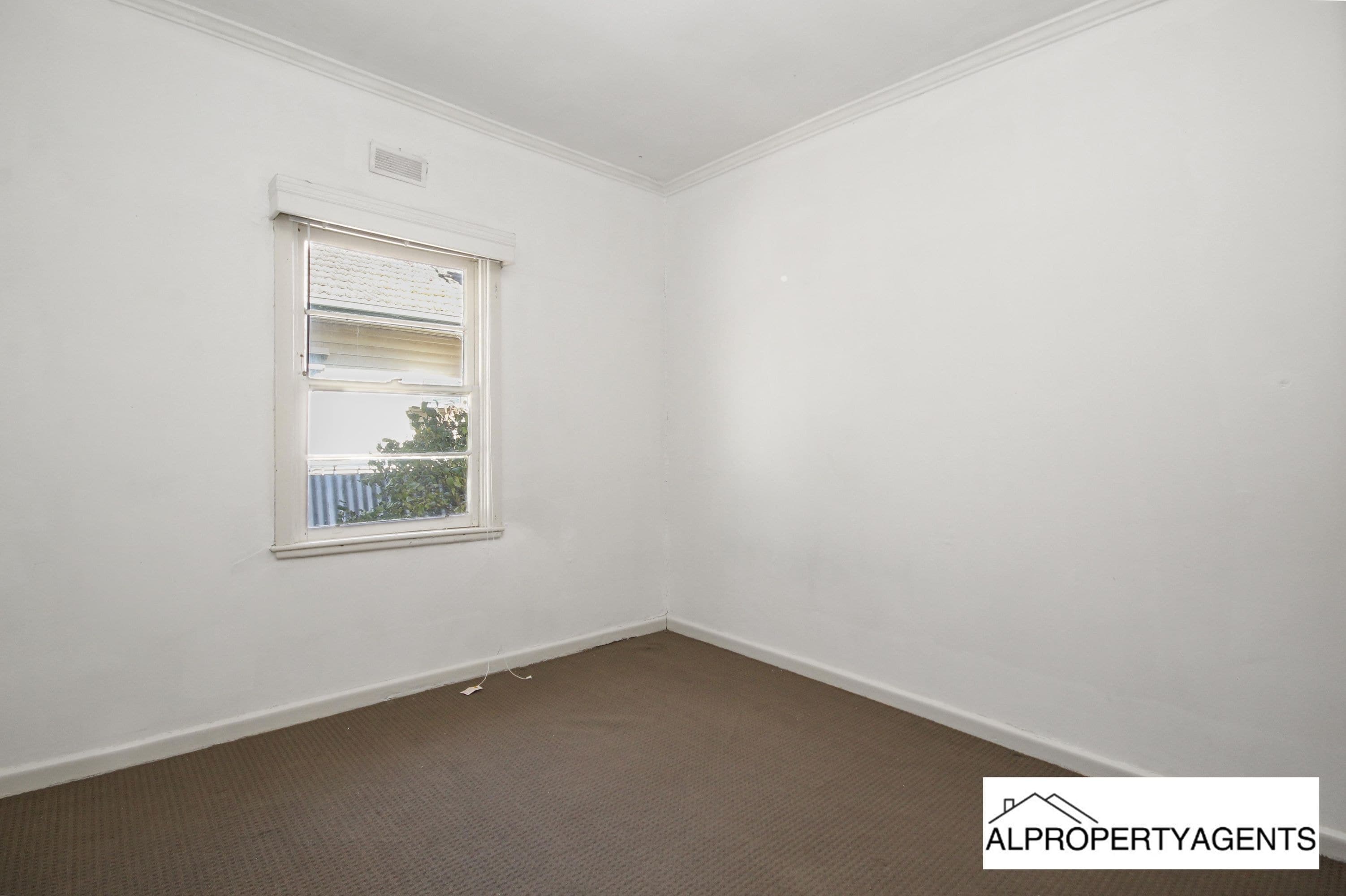 16 Philip Street, Horsham VIC 3400, Horsham - Thumbnail 5