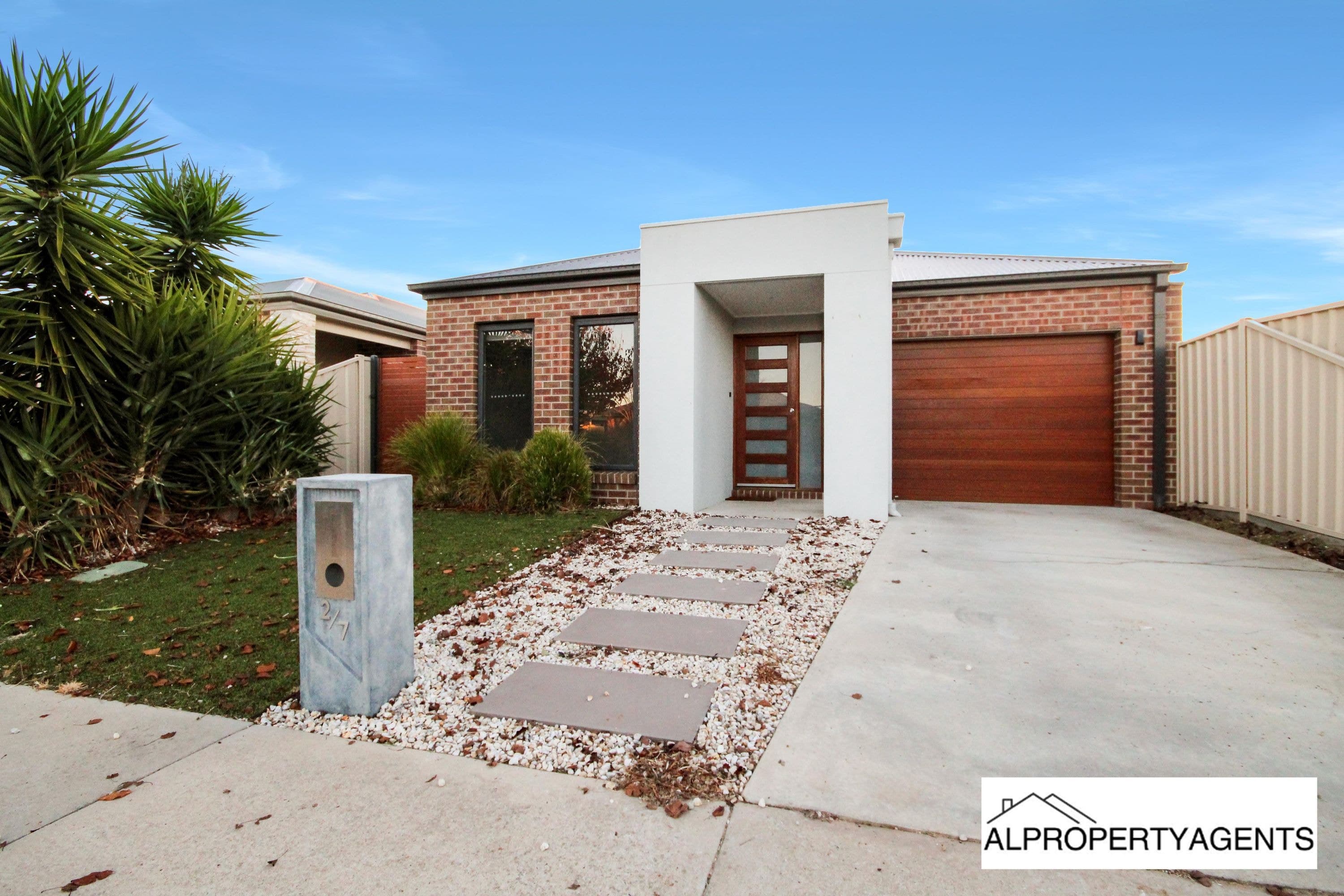 2/7 Rissman Drive, Horsham, VIC 3400, Horsham - Image 1