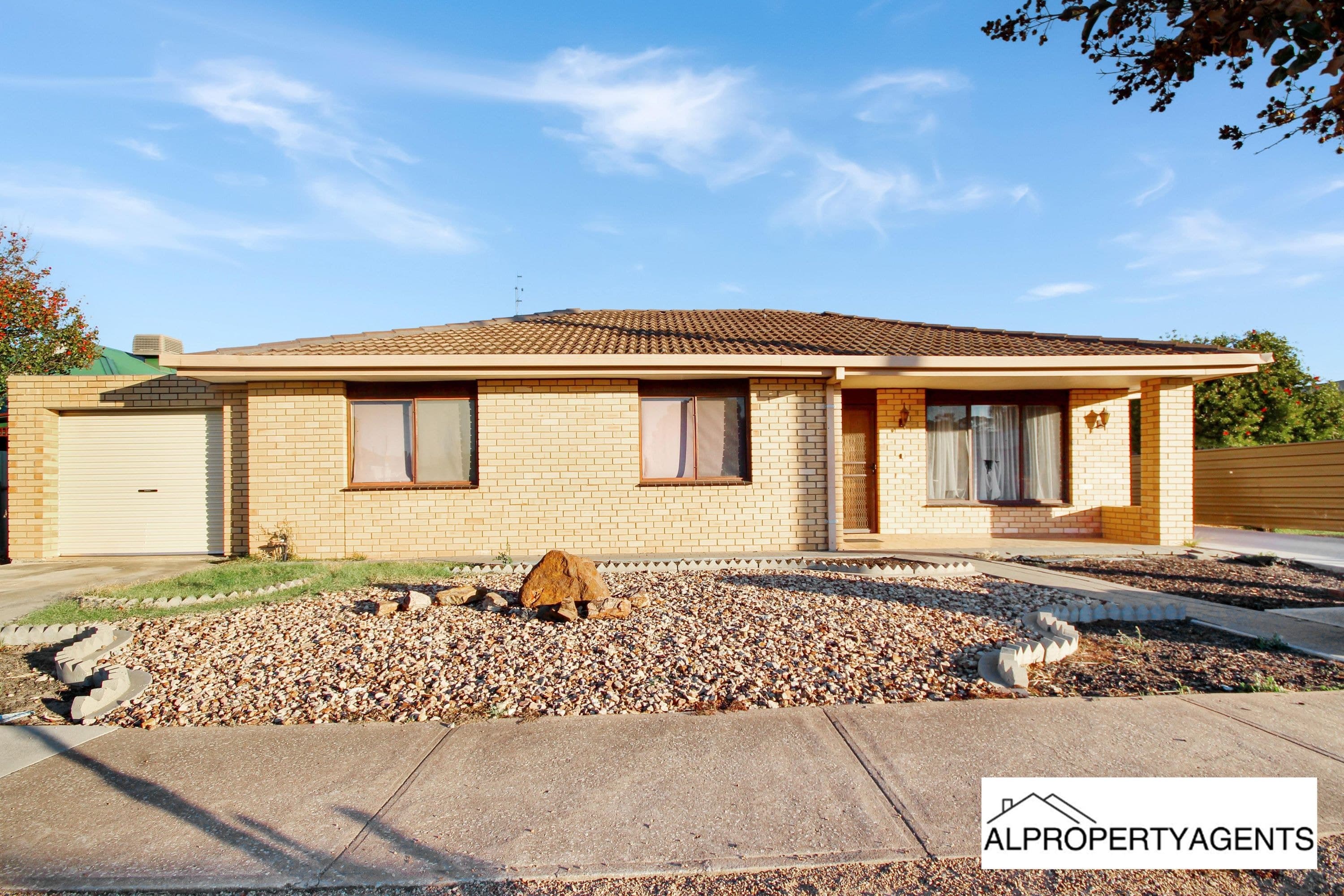 1/10 Williams Road, Horsham VIC 3400, Horsham - Image 1