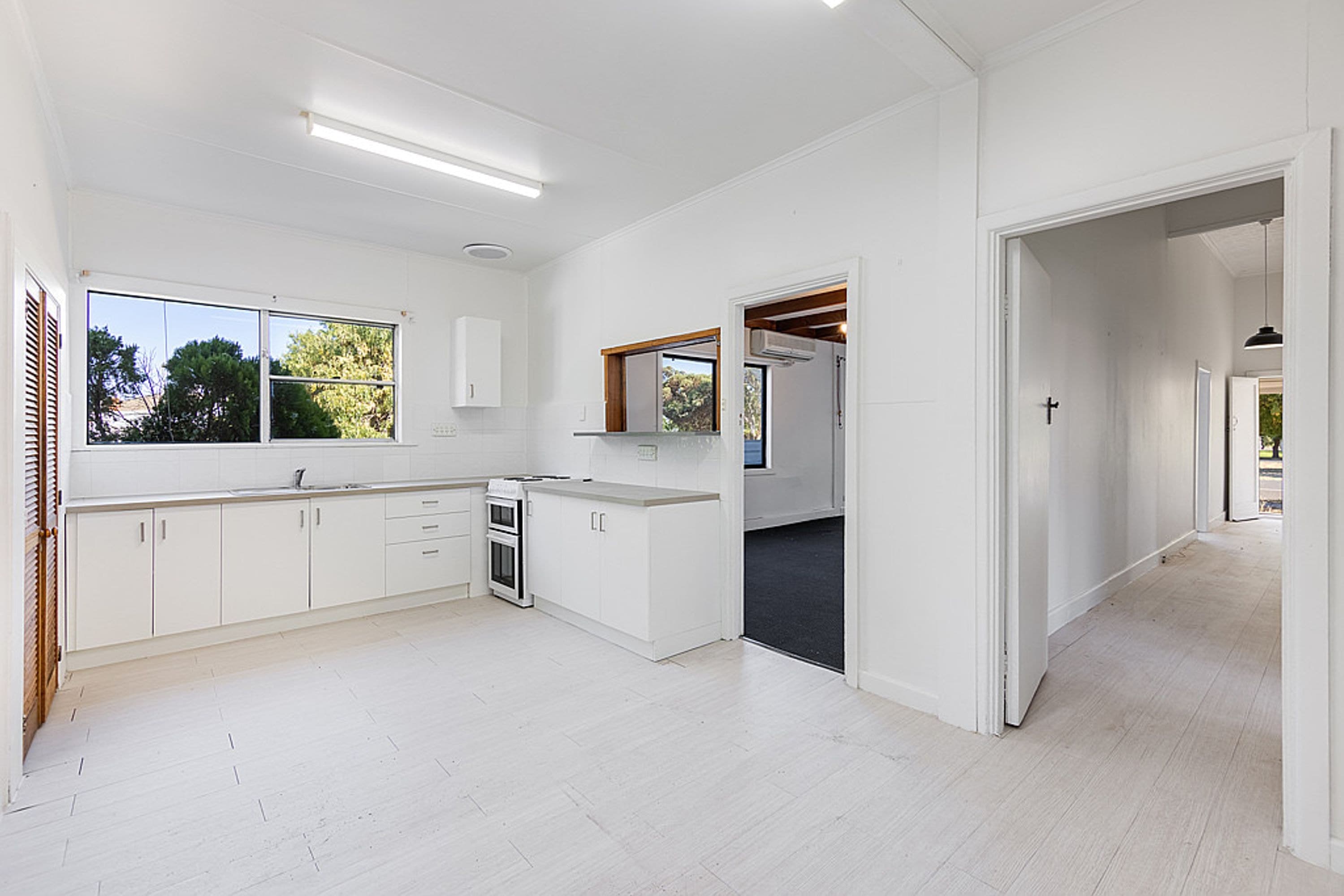 153 Nelson Street, Nhill VIC 3418, Nhill - Thumbnail 2
