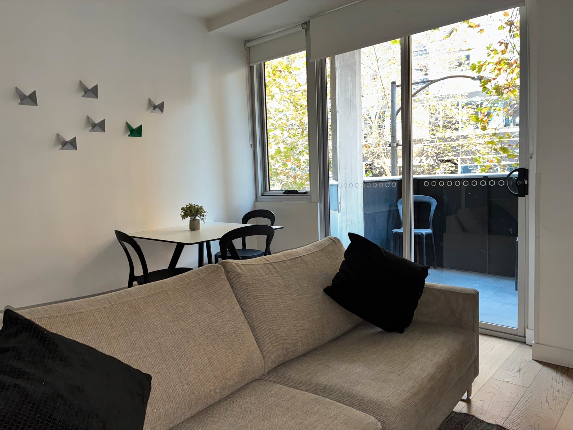 202/233 Collins Street, Melbourne VIC 3000, Melbourne - Thumbnail 3