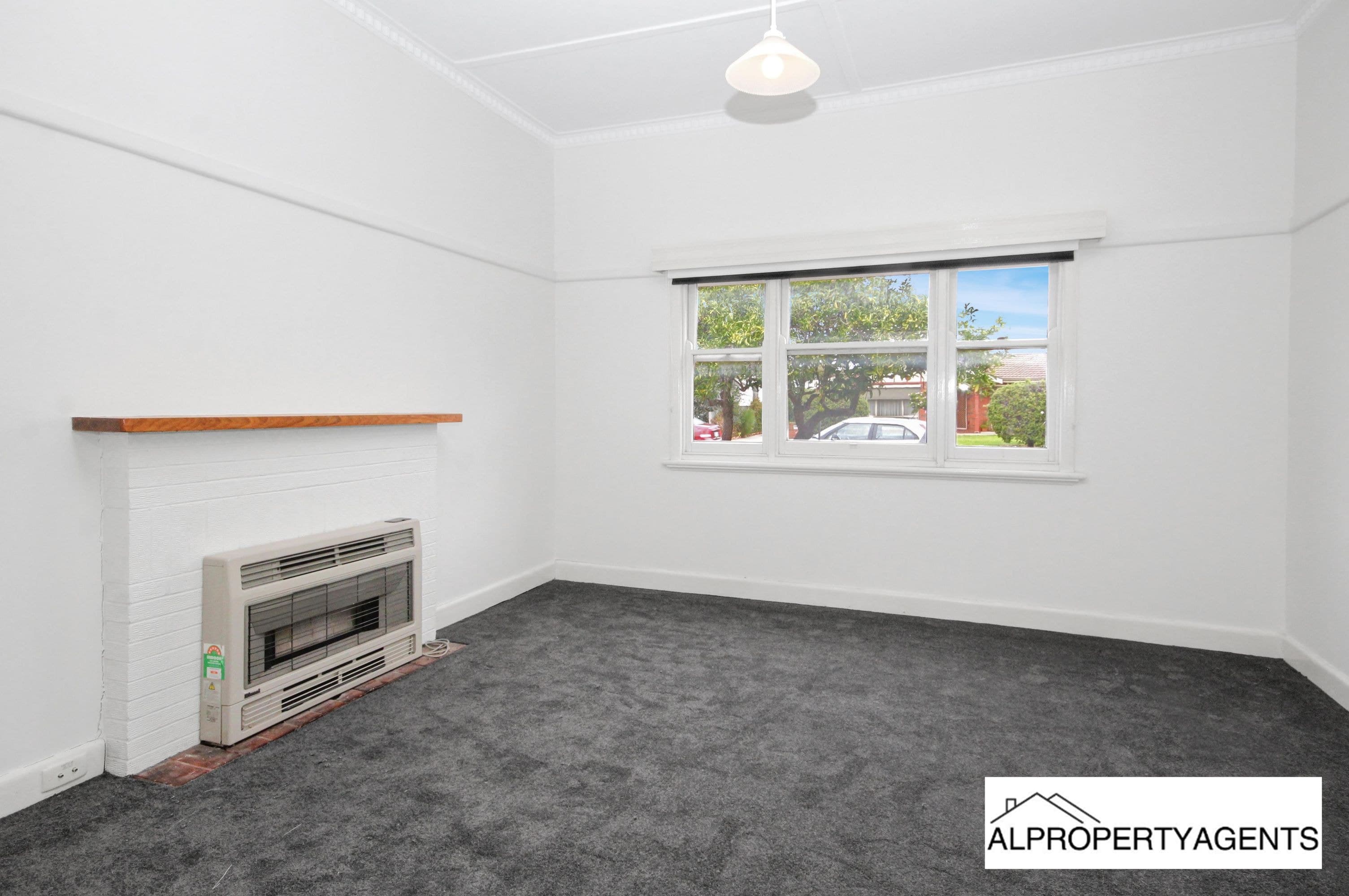 15 John Street, Horsham VIC 3400, Horsham - Thumbnail 2