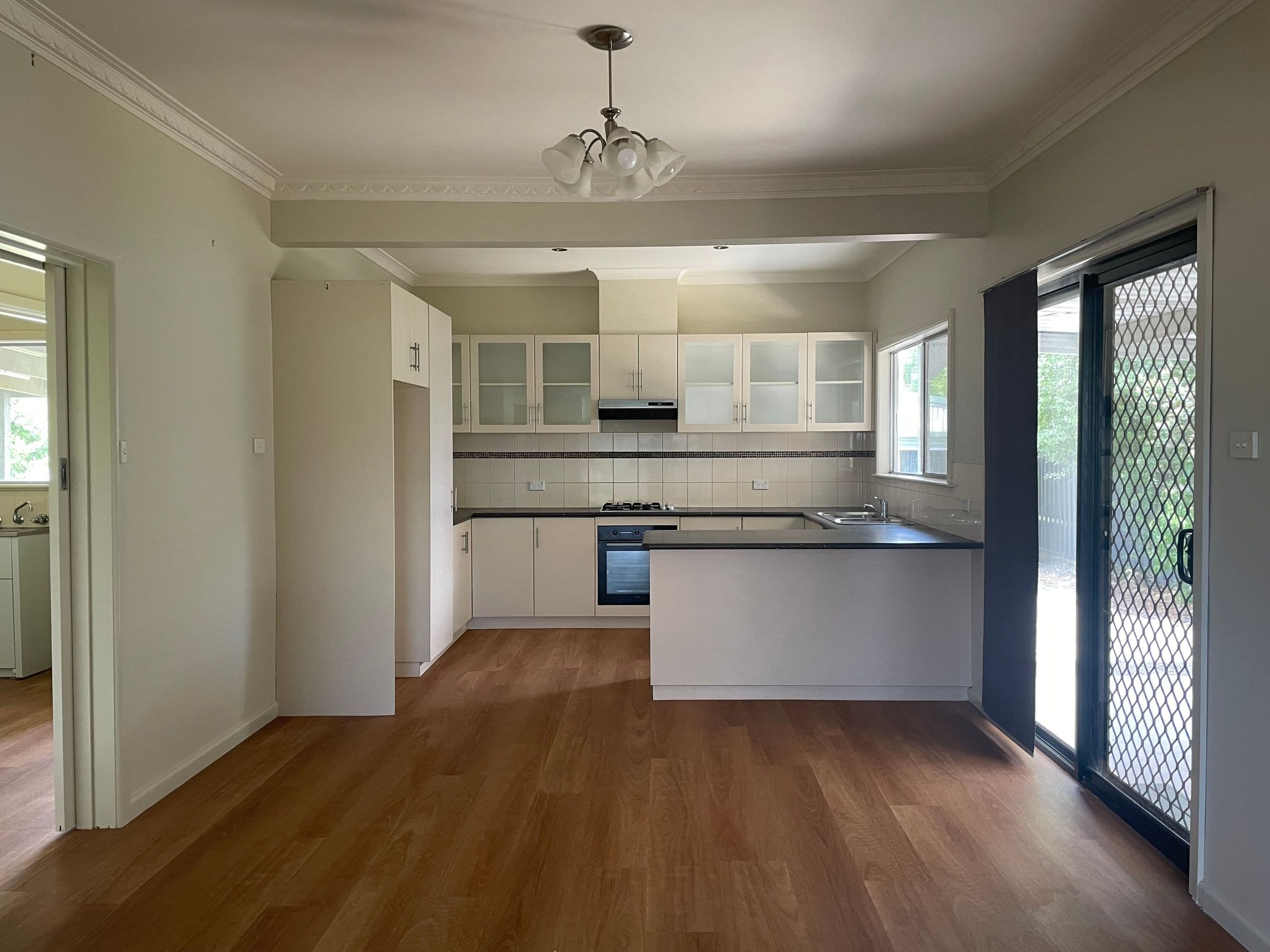 33 Arnott Street, Horsham VIC 3400, Horsham - Thumbnail 4