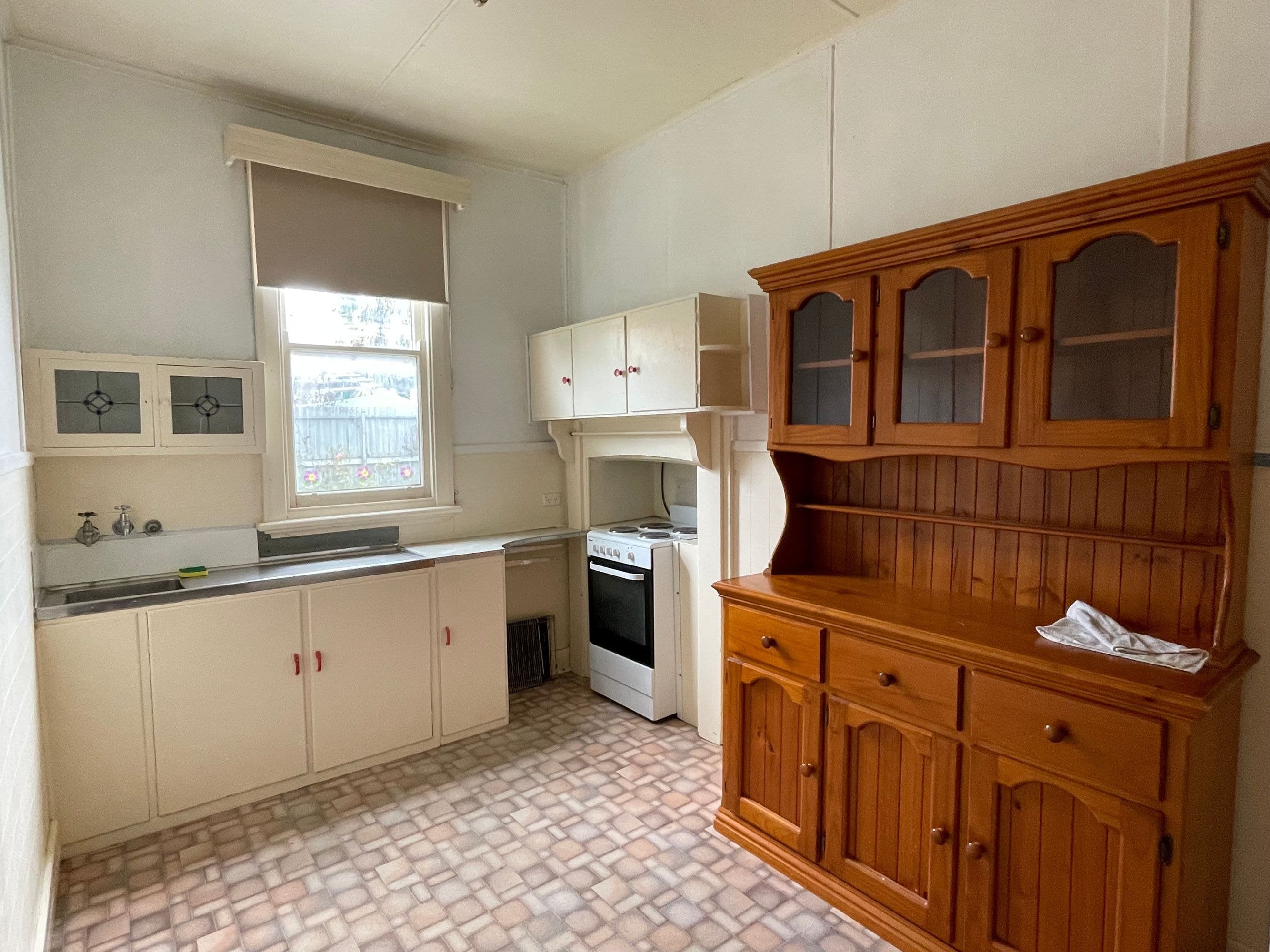 6 Goldsworthy Street, Nhill VIC 3418, Nhill - Thumbnail 5