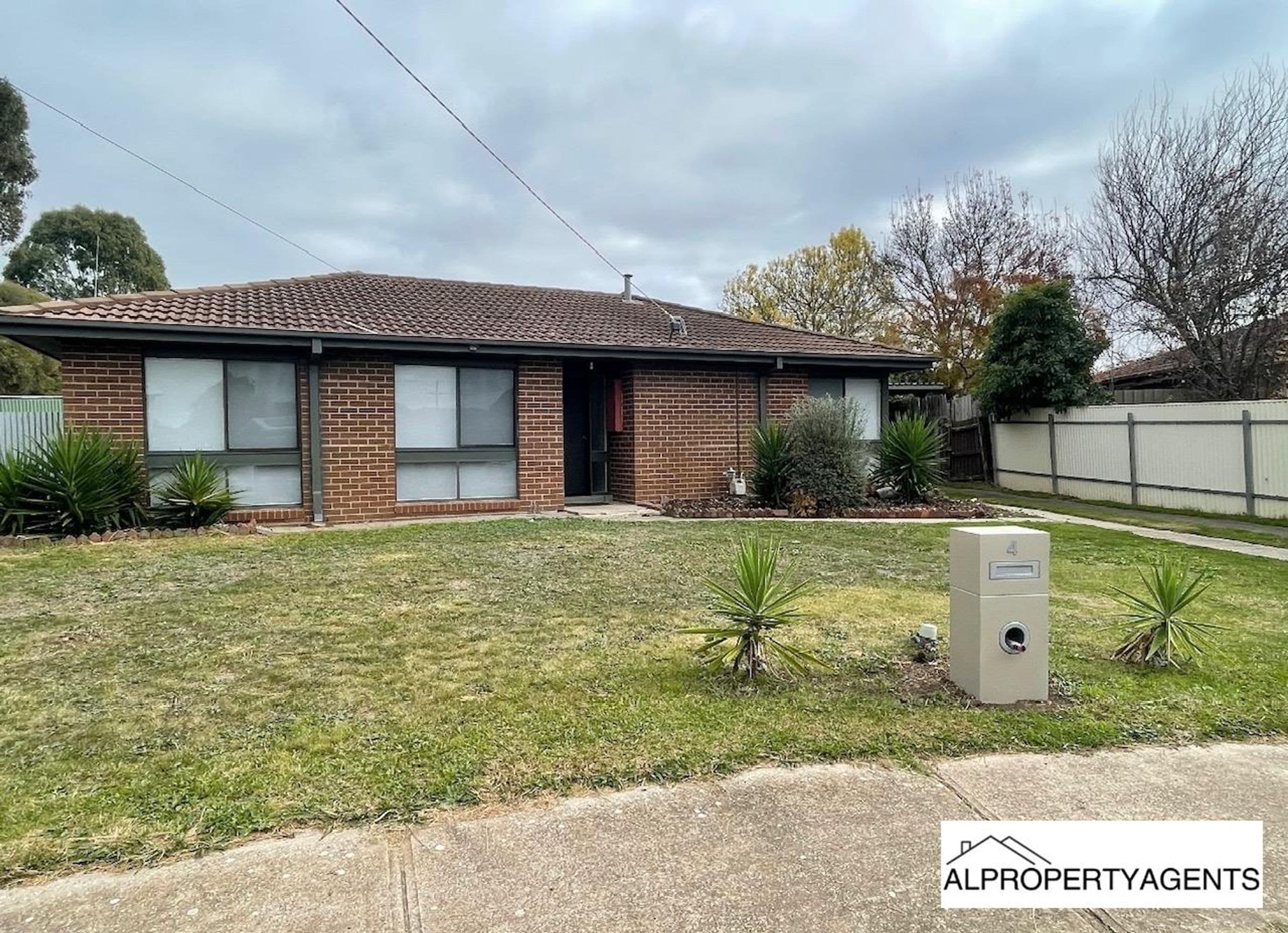 4 Calder Court, Horsham VIC 3400, Horsham - Image 1