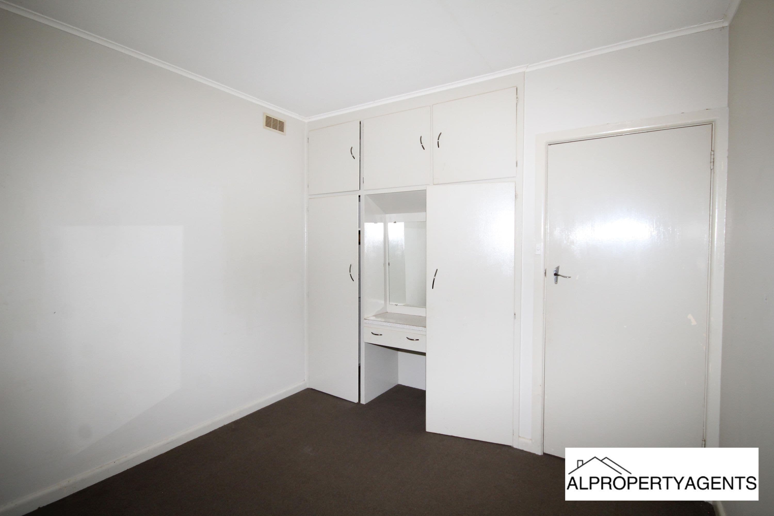 2/9 Burgess Street, Horsham VIC 3400, Horsham - Thumbnail 4
