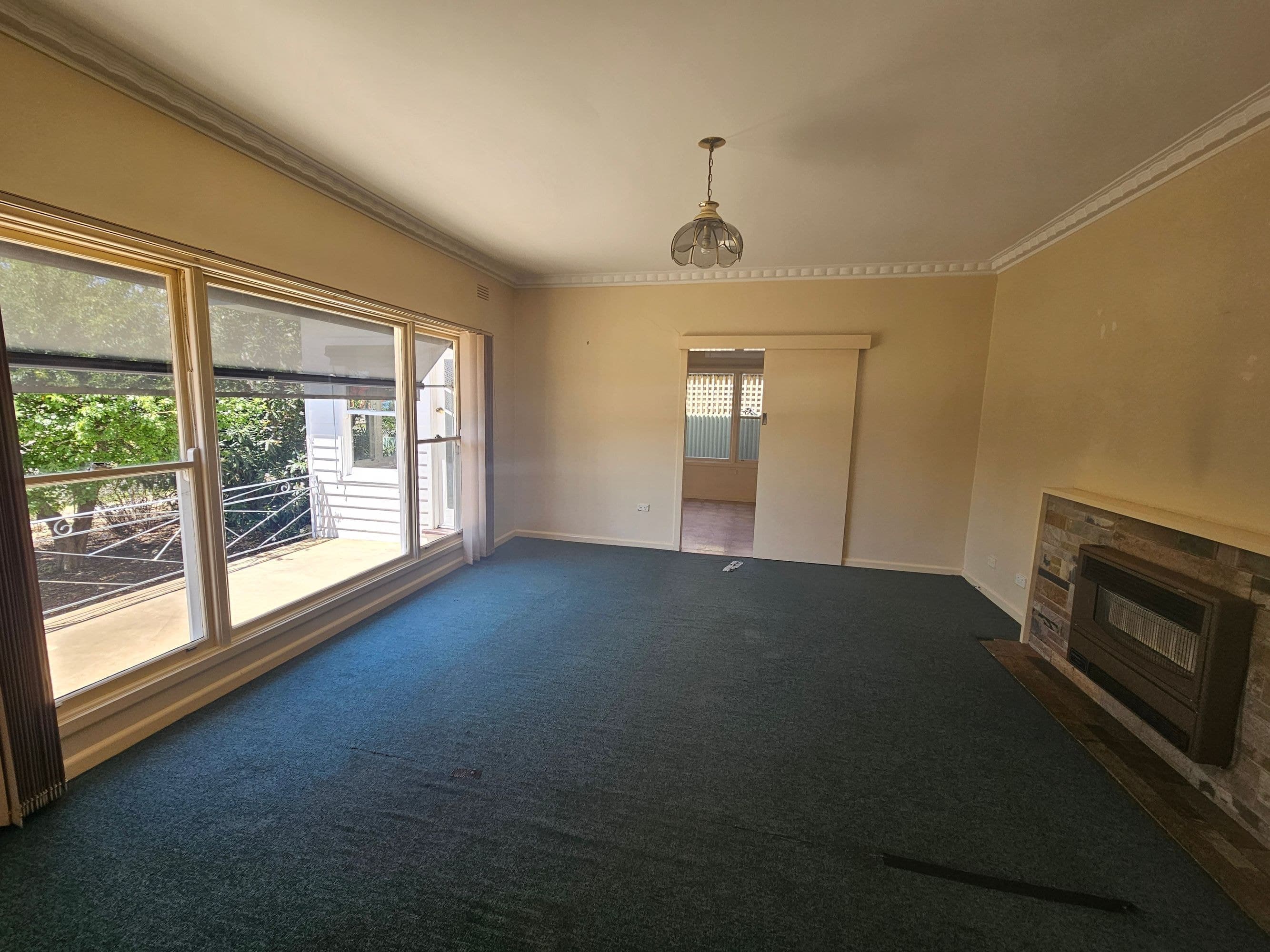 12 Sloss Street, Horsham VIC 3400, Horsham - Thumbnail 2