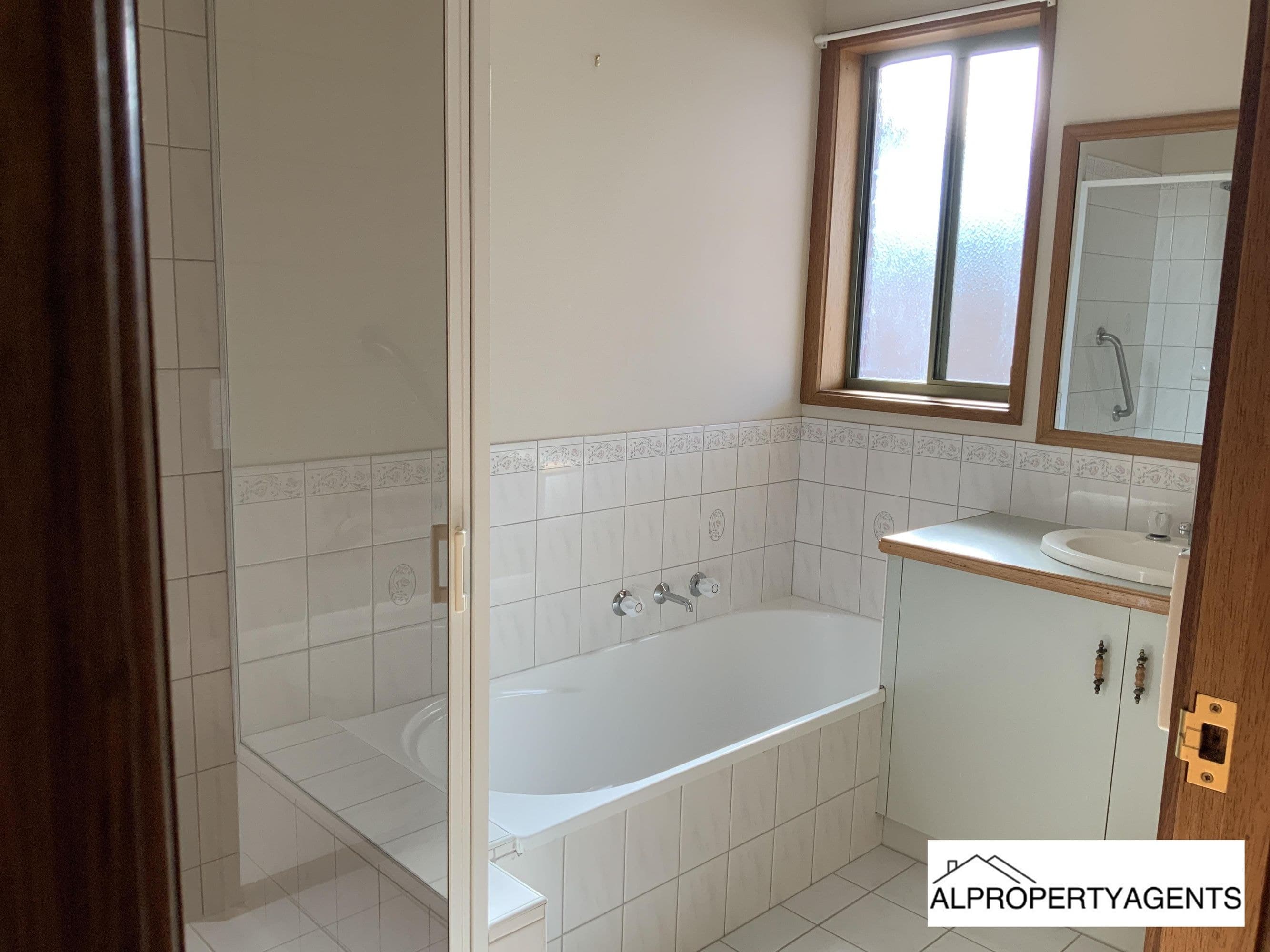2/102 Bennett Road, Horsham VIC 3400, Horsham - Thumbnail 5