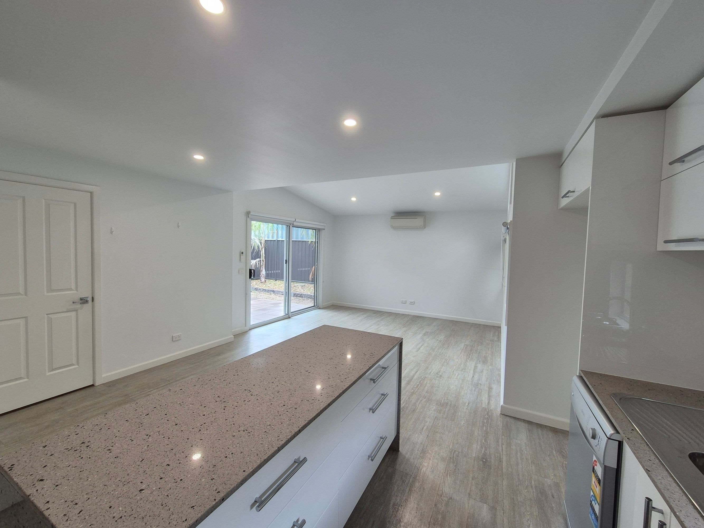 4/8 Bowden Street, Horsham VIC 3400, Horsham - Thumbnail 2