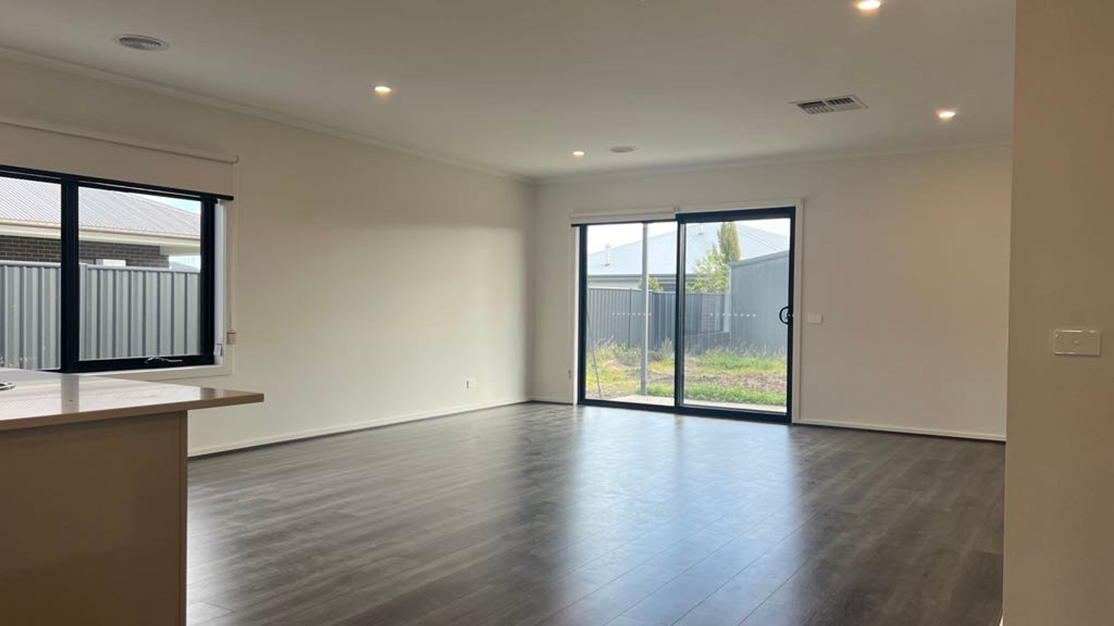 20 Dumesny Street, Horsham VIC 3400, Horsham - Image 1