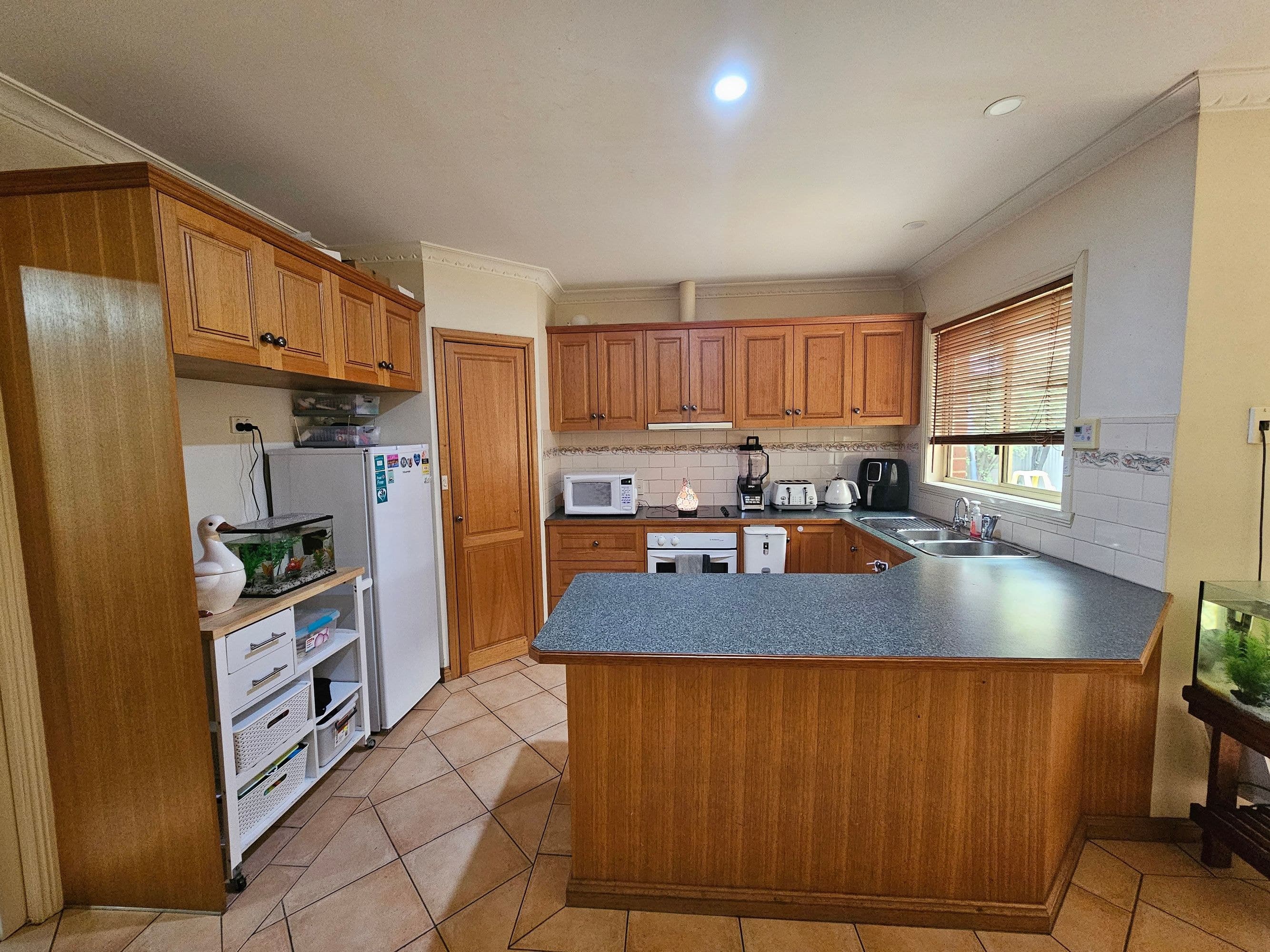 6 Royal Court, Horsham VIC 3400, Horsham - Thumbnail 2