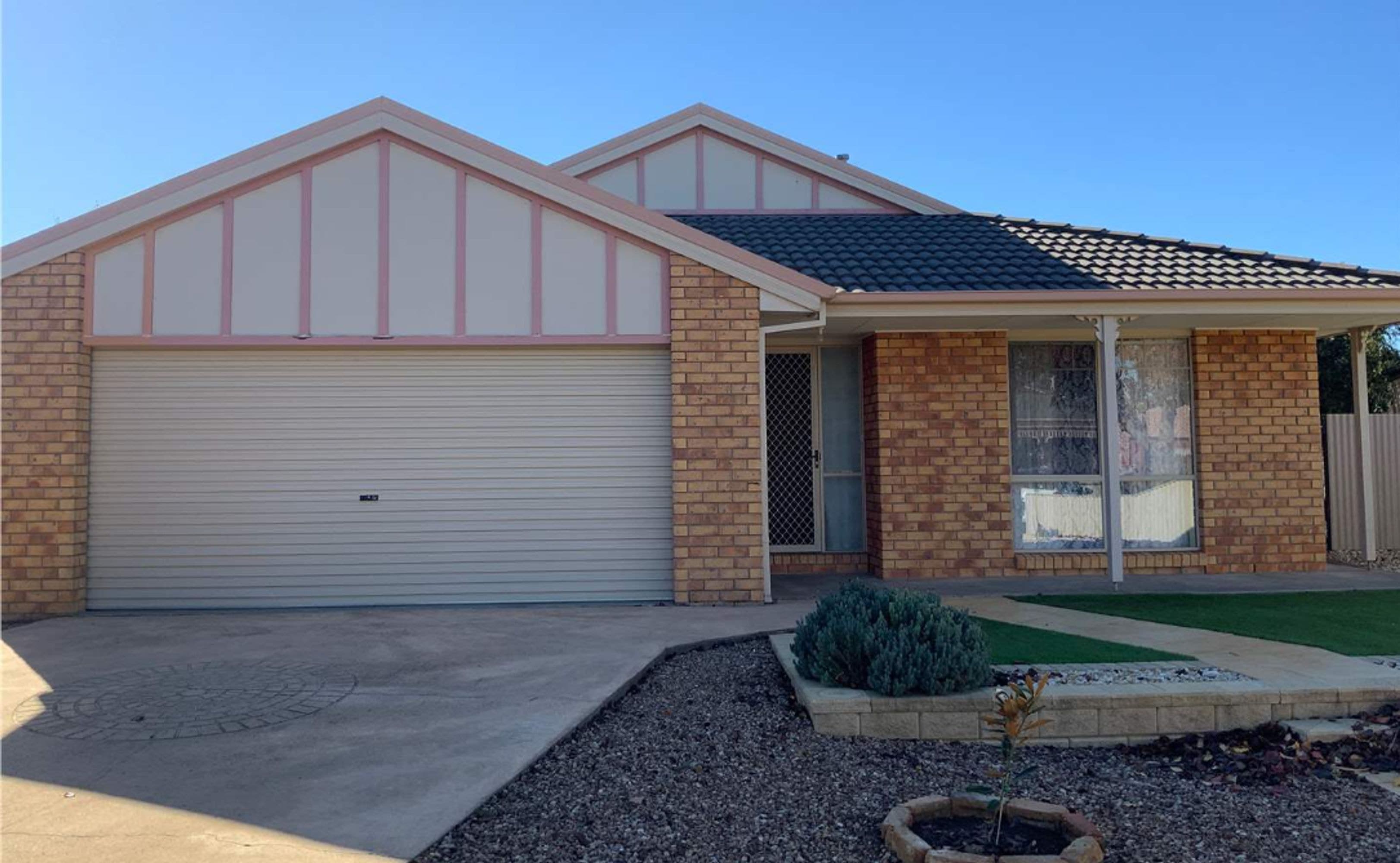 2 Royal Court, Horsham VIC 3400, Horsham - Image 1