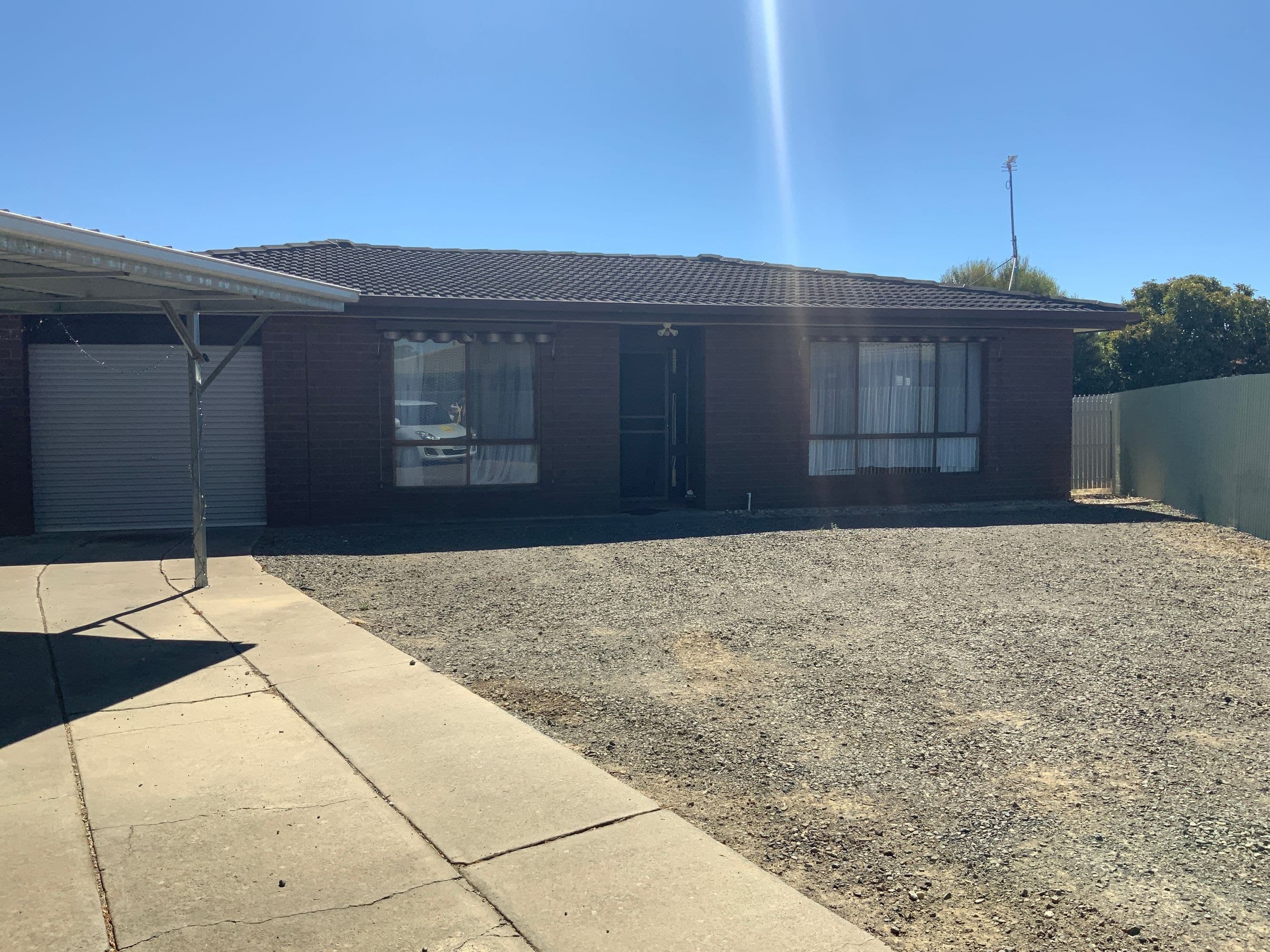 2/6 Burgess Street, Horsham VIC 3400, Horsham - Image 1