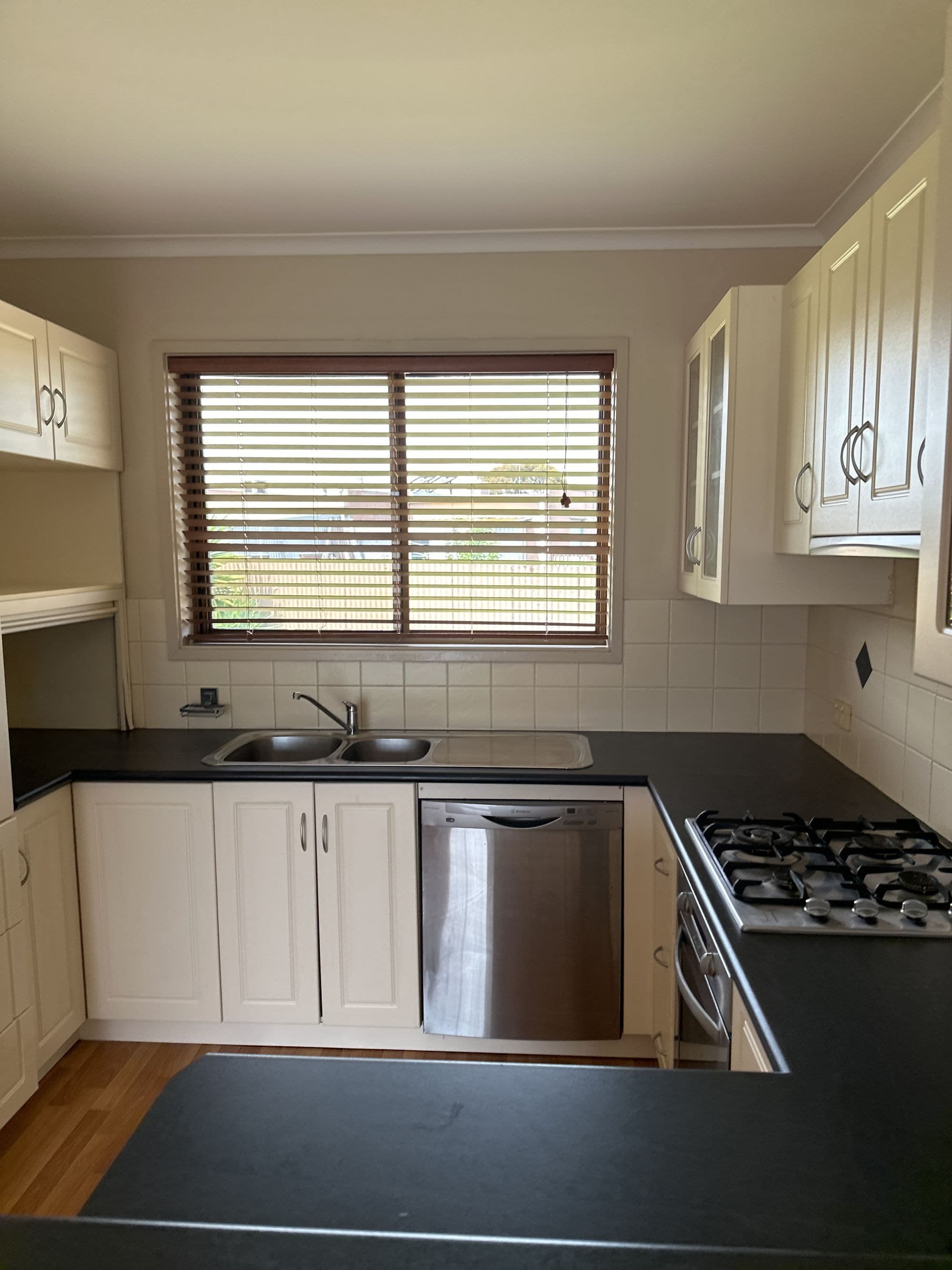 2/6 Burgess Street, Horsham VIC 3400, Horsham - Thumbnail 3
